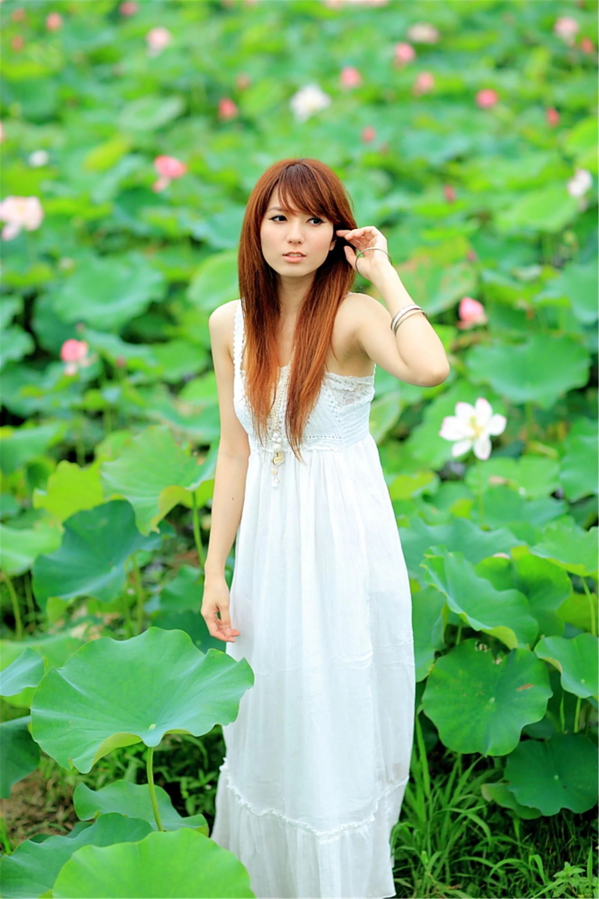 [台湾美女] 小静 - 农场初夏田园风光写真套图(132)