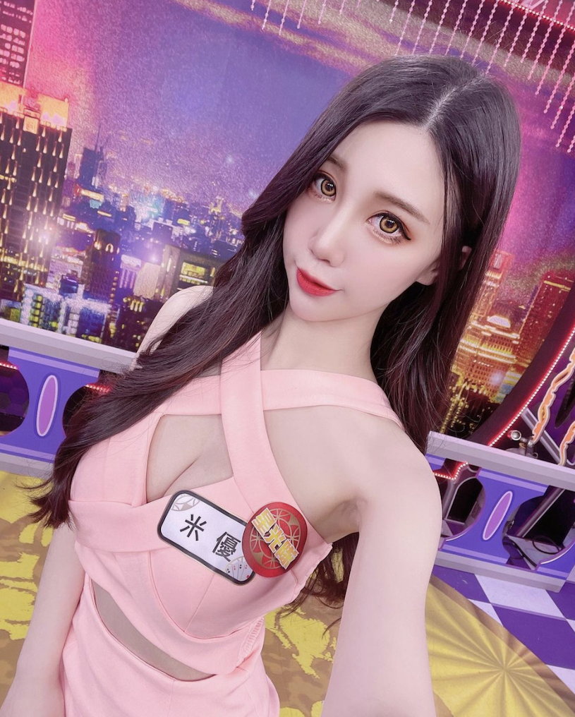 卤味摊「超正女店员」迷人视角引疯传！超完美身材让人陶醉啊！-小湿妹图(14)