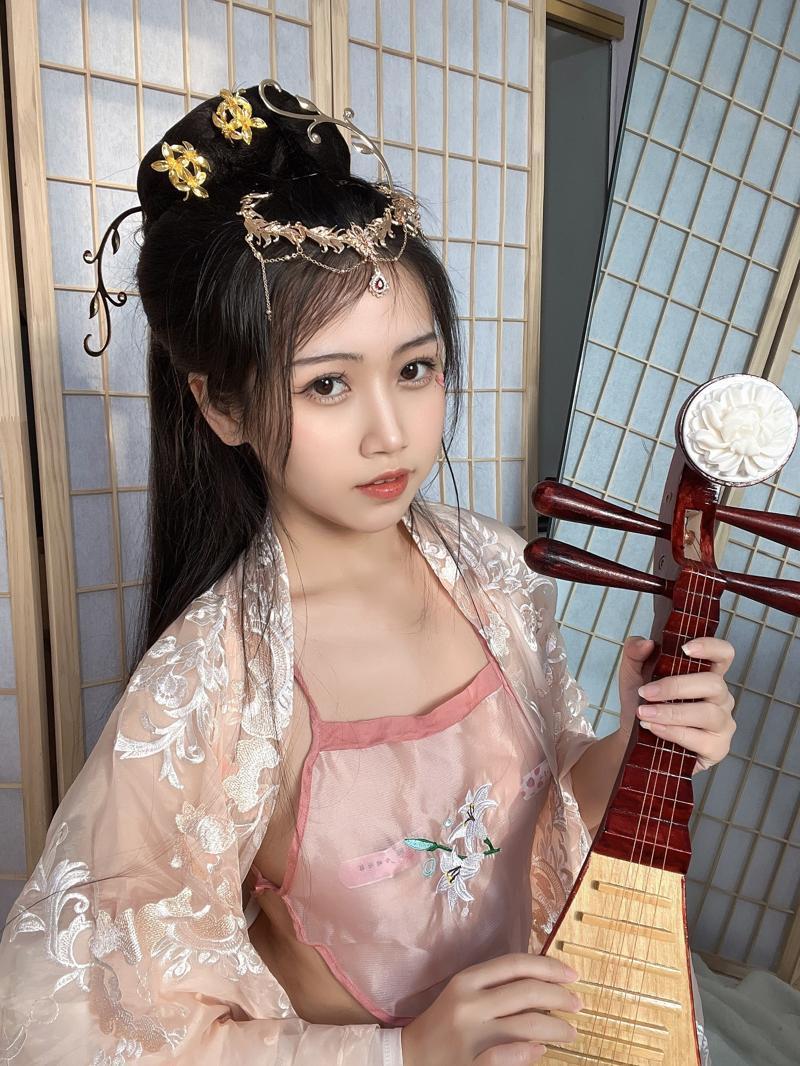 [Cosplay] 不呆猫 古风温泉人妻(5)