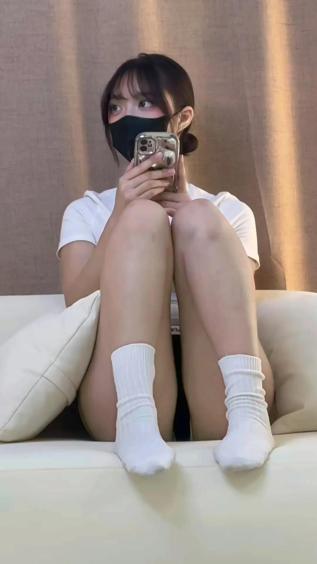 邪恶视角全看光「妮妮」姣好身材若隐若现(18)