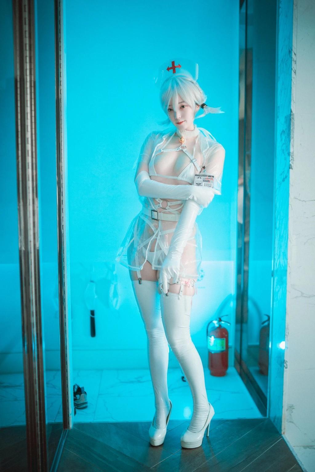 DJAWA Photo - Bambi (밤비): "Nurse Nation (White ver)" (82 photos)(53)