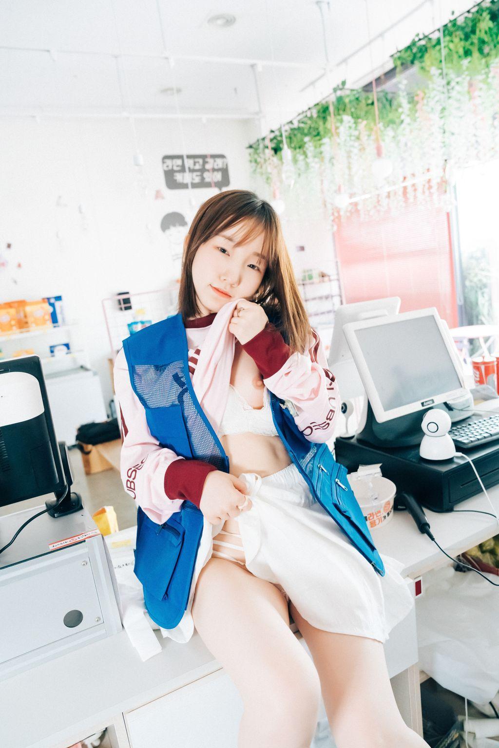 [Loozy] Yeri: Pocket Girl Alba (146 photos )(117)