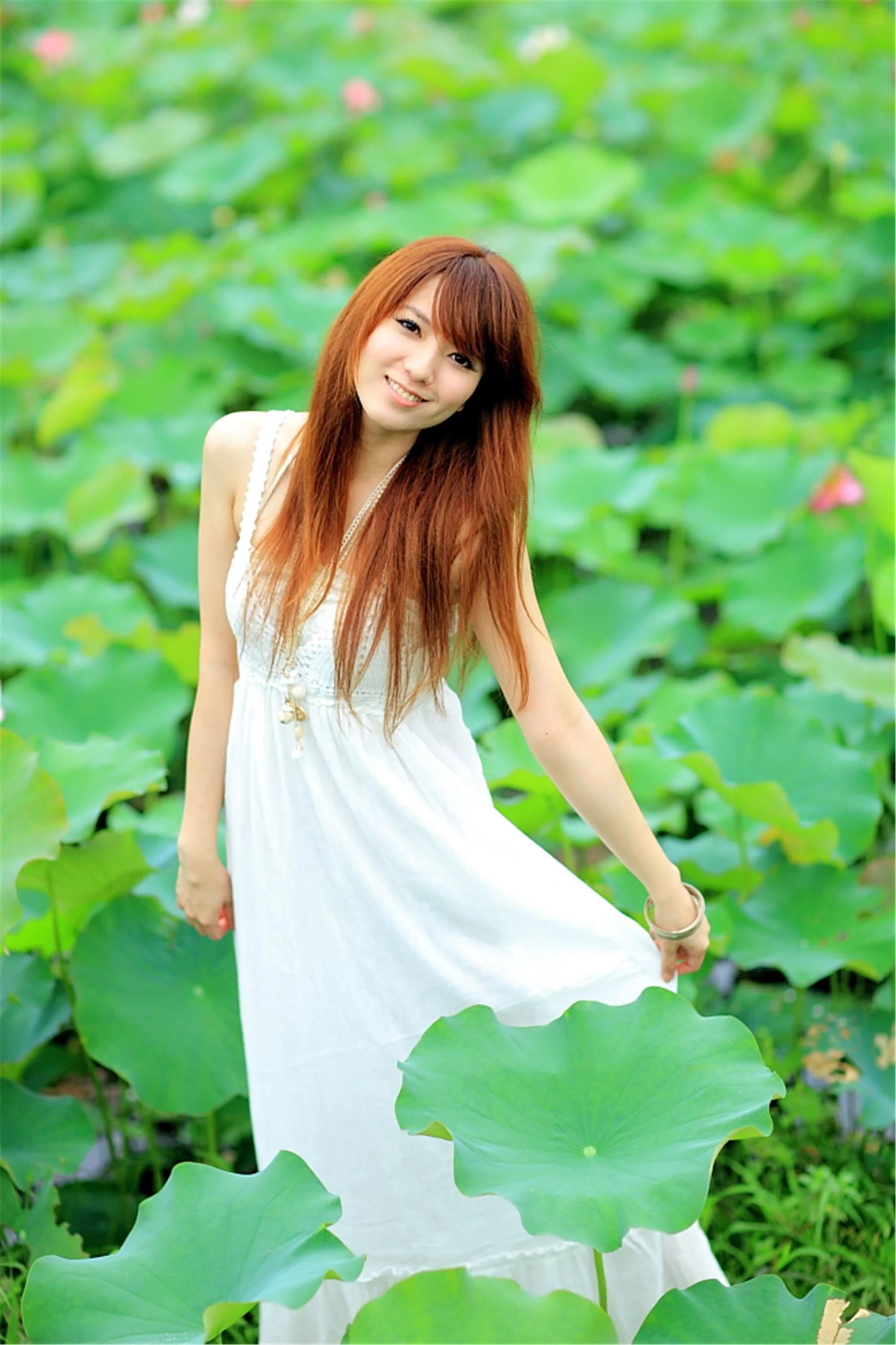 [台湾美女] 小静 - 农场初夏田园风光写真套图(130)
