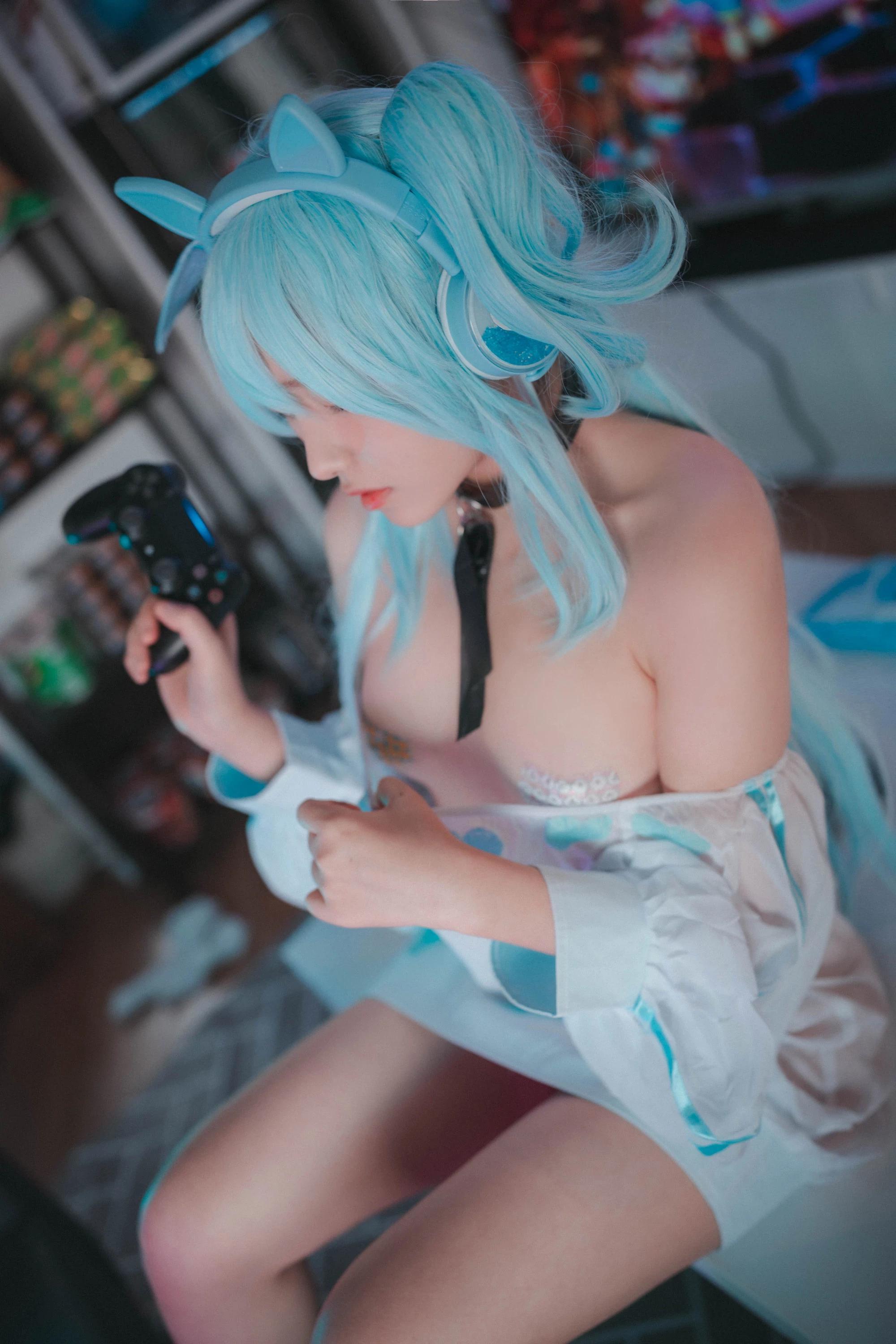 Sonson(손손)《少女前線PA15》脫起小褲褲畫面過火辣 (81P)(35)