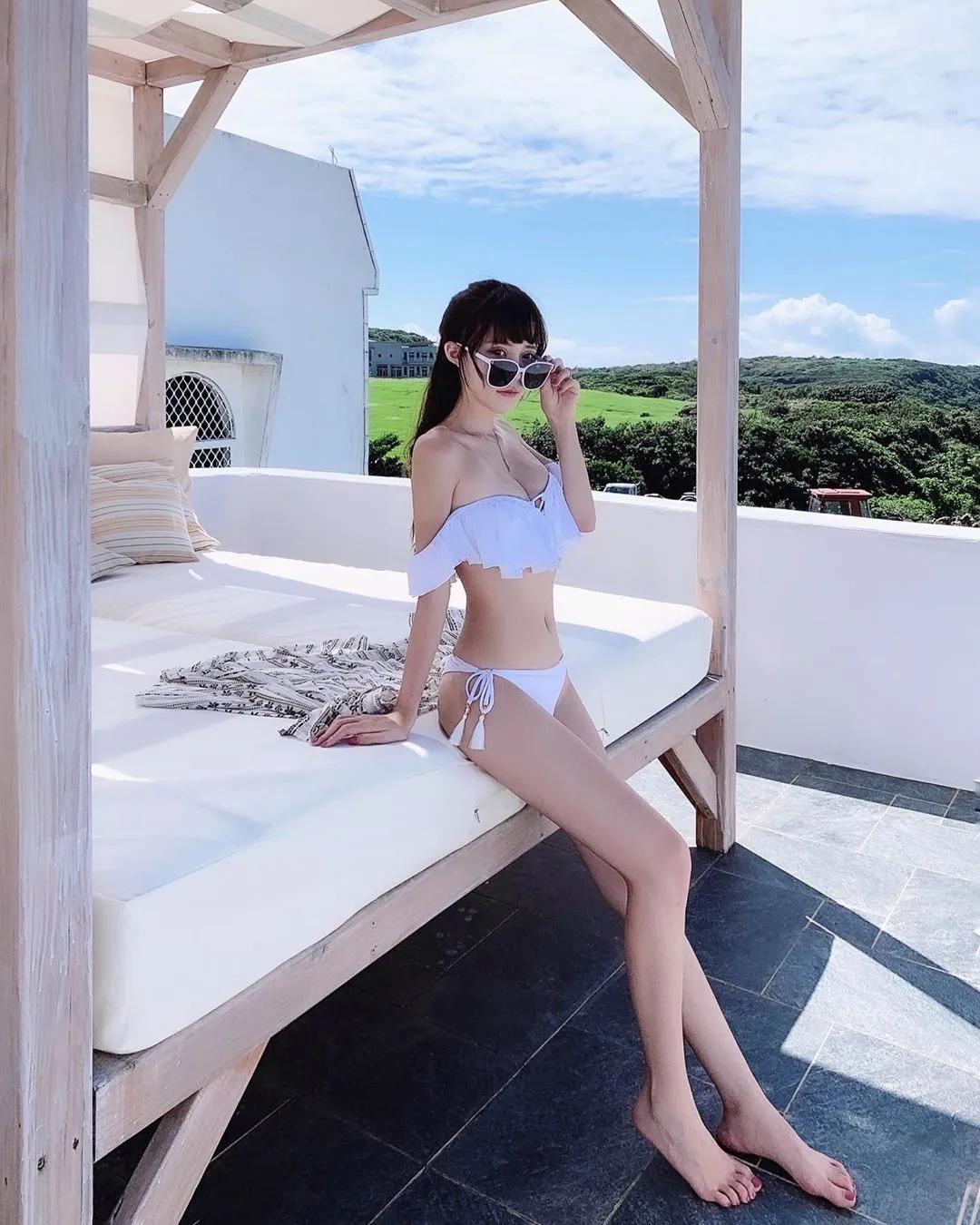 大眼正妹「bebe」是品牌行销总监！不只漂亮腿长还「事业心强大」～-小湿妹图(4)