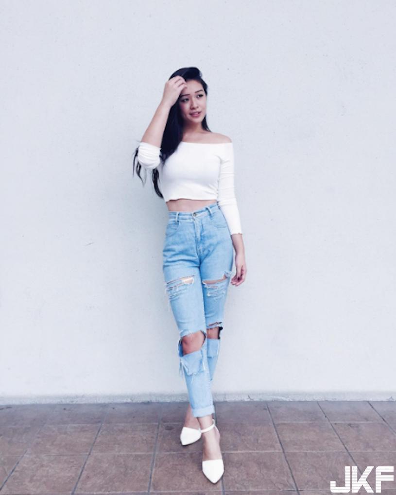 华裔正妹「微微露乳」逆天身材好犯规！超诱惑「性感自拍」画面逼死人啊…-小湿妹图(17)