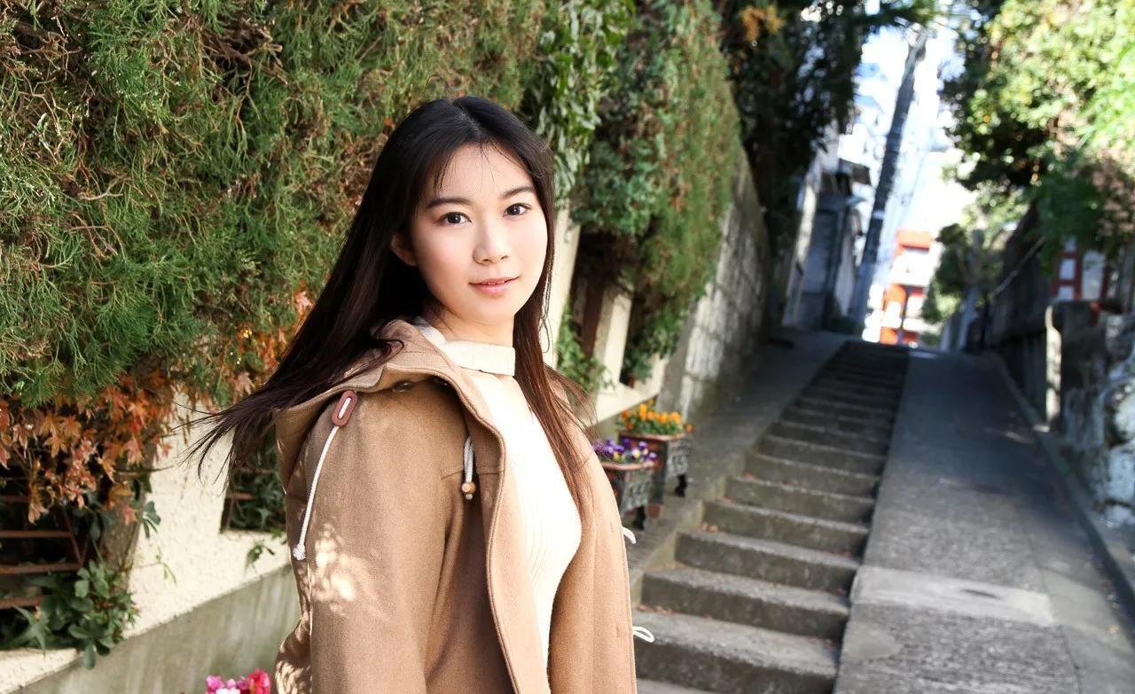 あゆみ莉花 绮丽なヌードSEX画像(9)