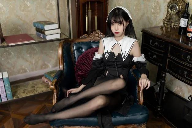 [Coser] 许岚LAN - 暗黑修女(7)
