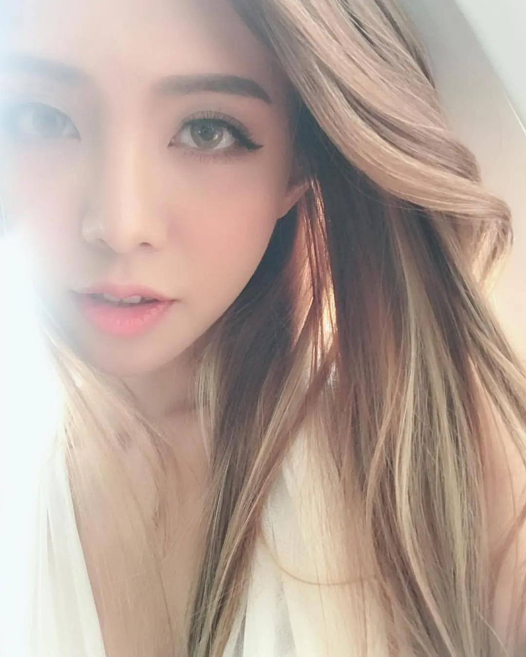 野艳小野猫陈钰洁敢脱敢露完美身材表露无疑(14)