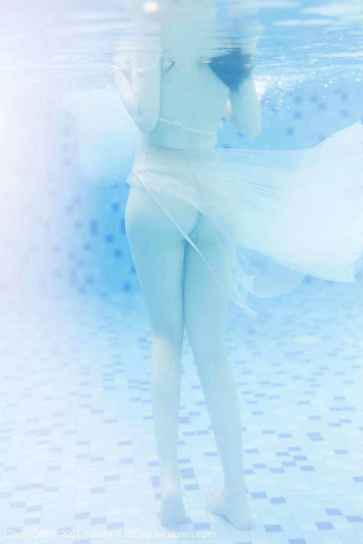 [YouMi尤蜜荟]第672期王雨纯写真(32)