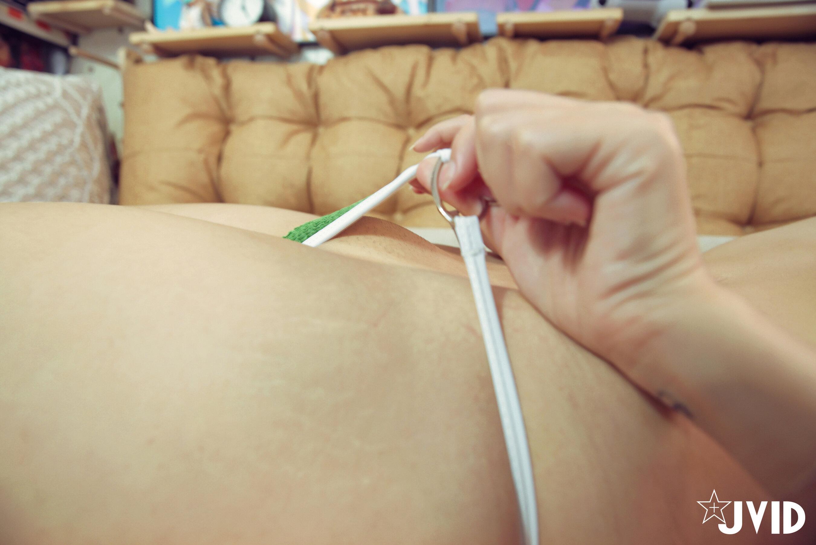 JVID 真实一线粉红鲍鱼…子宫内视！！(153)