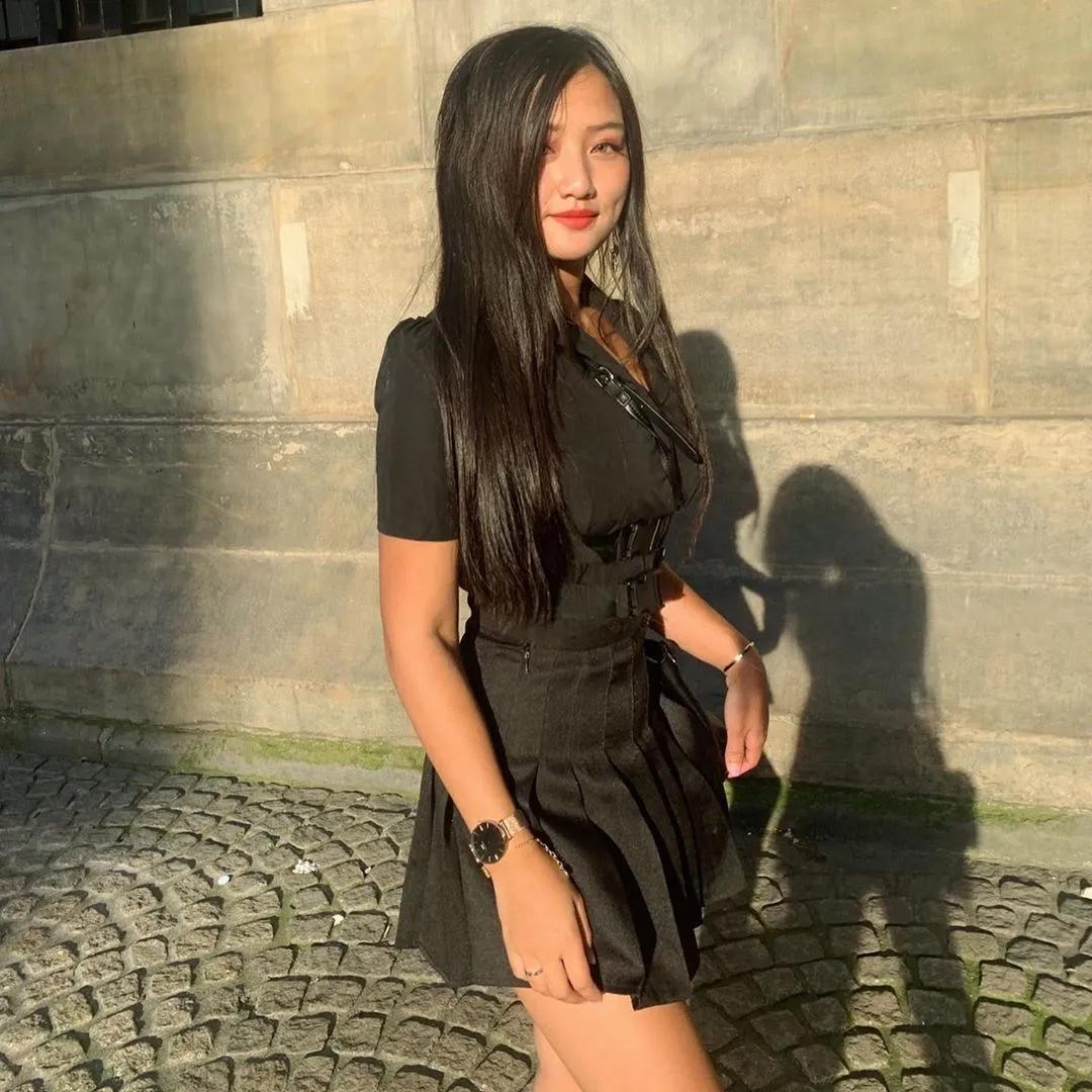 我们的春节在夏天 Mai(1)