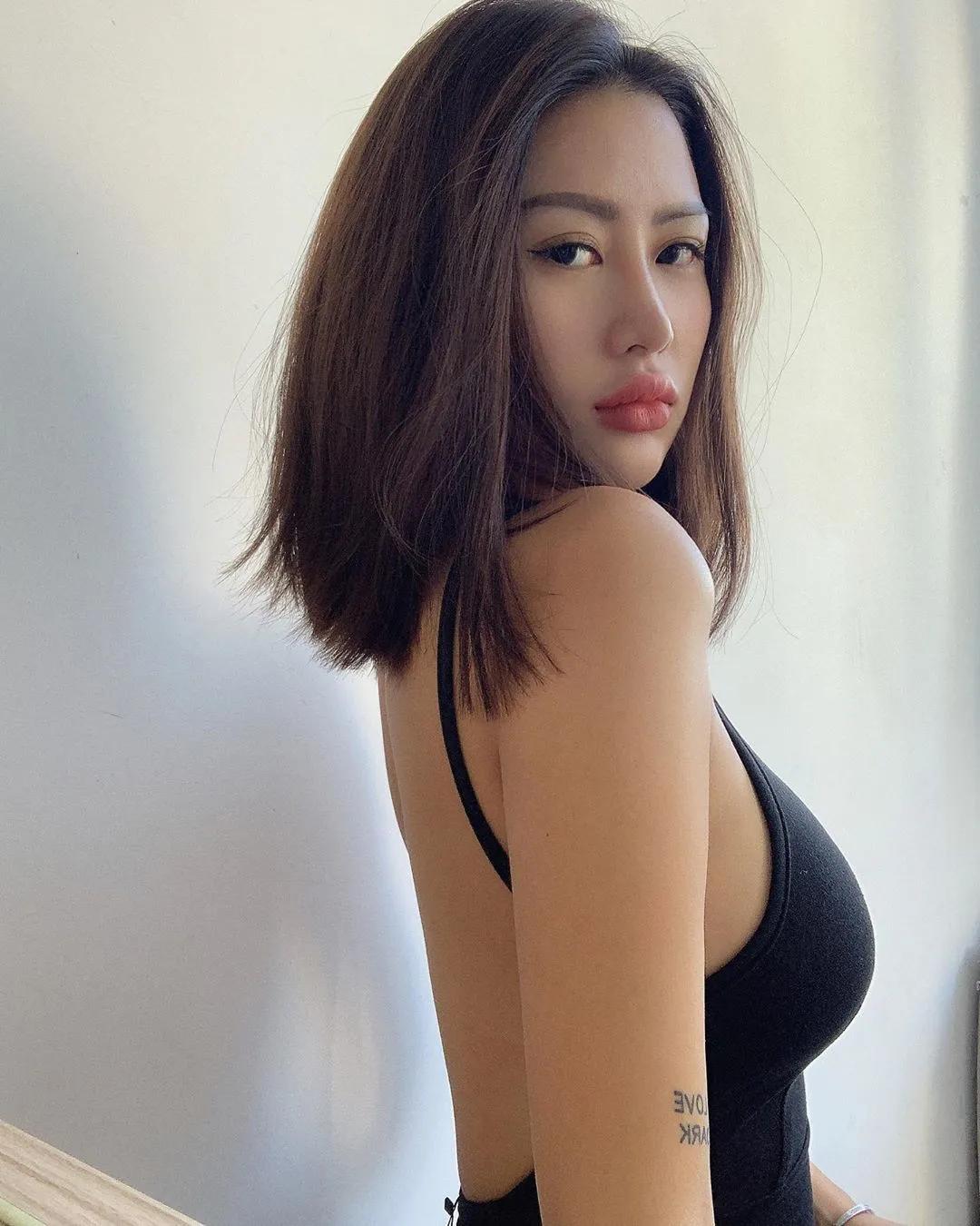 超凶护理师Carina Linn IG上福利大放送(10)