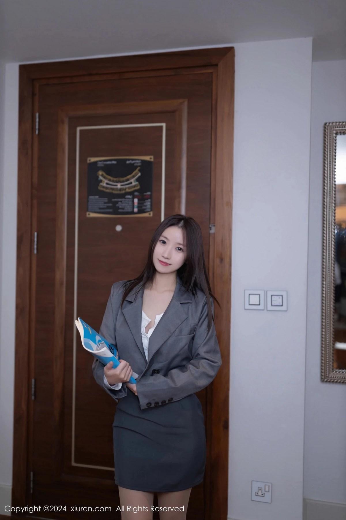 [XiuRen秀人网]第8579期杏子写真(37)