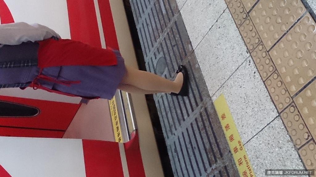 搭火车上的车服小姐(10)