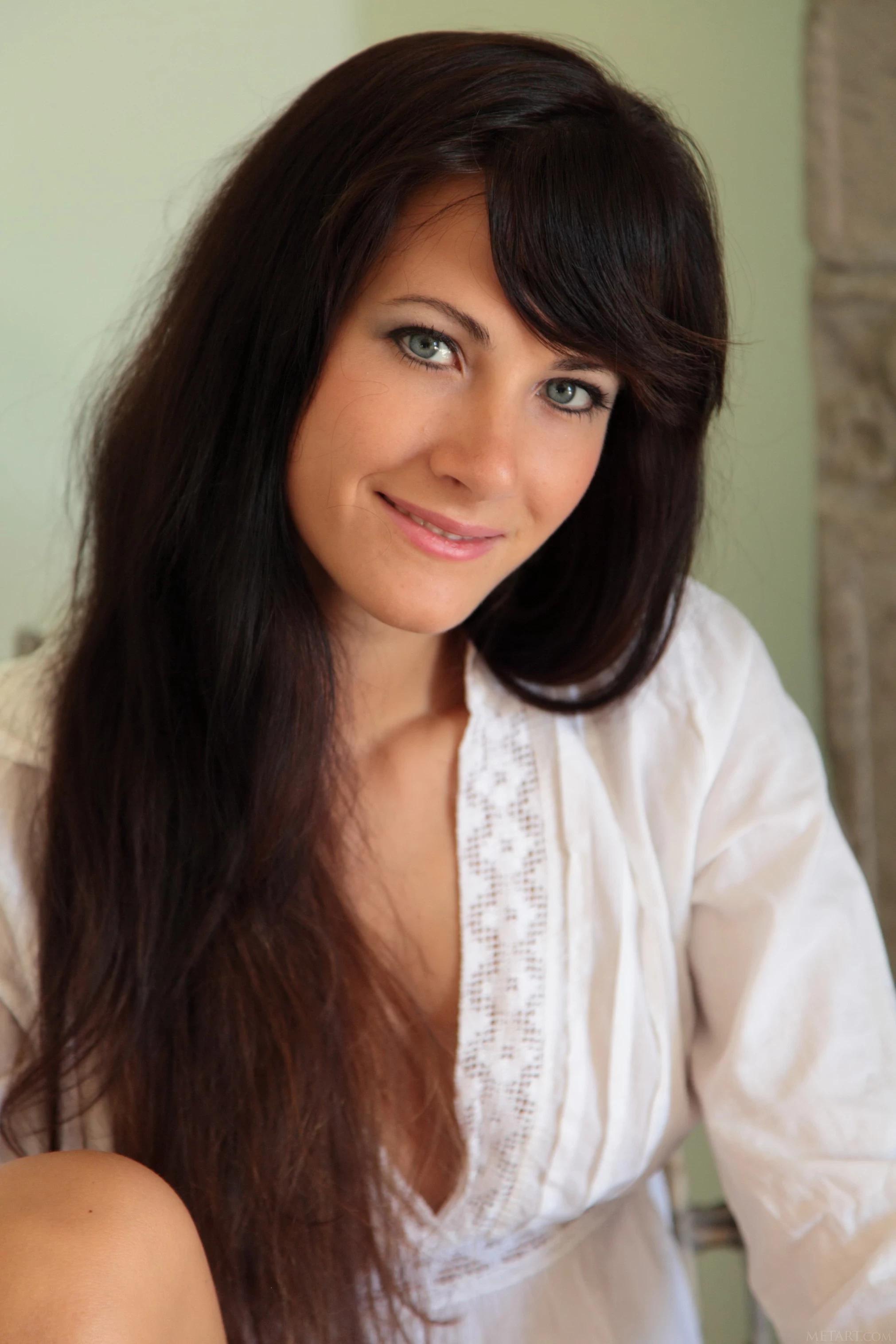 Lauren Crist - Ichota (131P)(12)