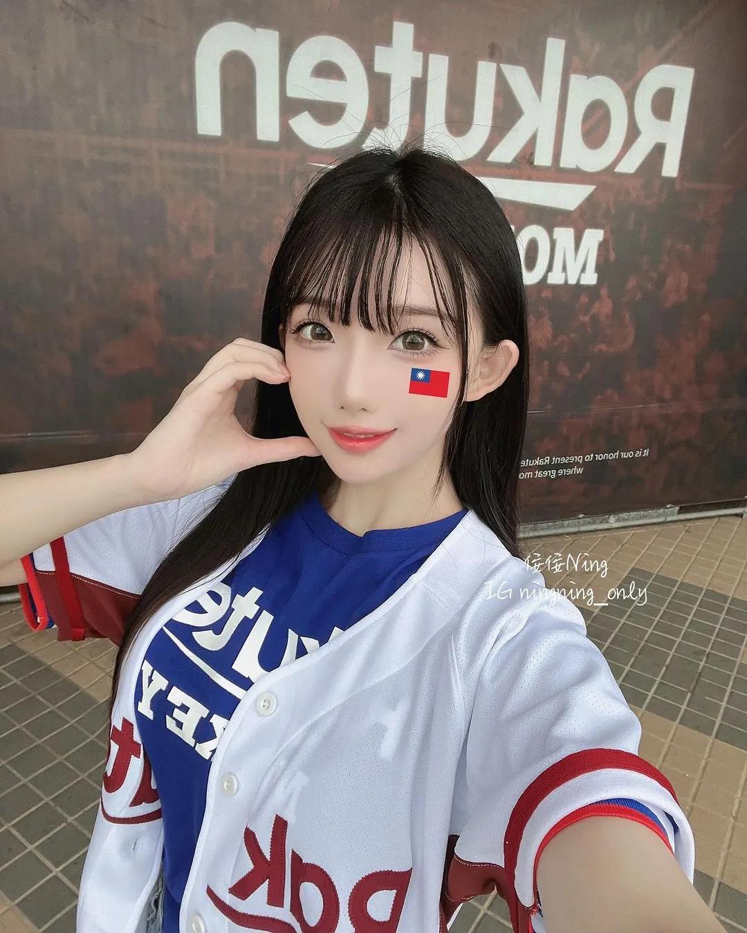 空灵美女「佞佞Ning」 可爱又清纯的模样让人恋爱了(11)