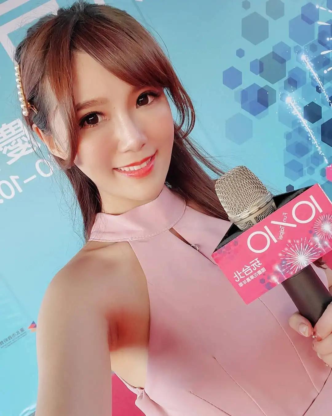 极致诱惑美女菁菁Kitty 火辣自拍(9)