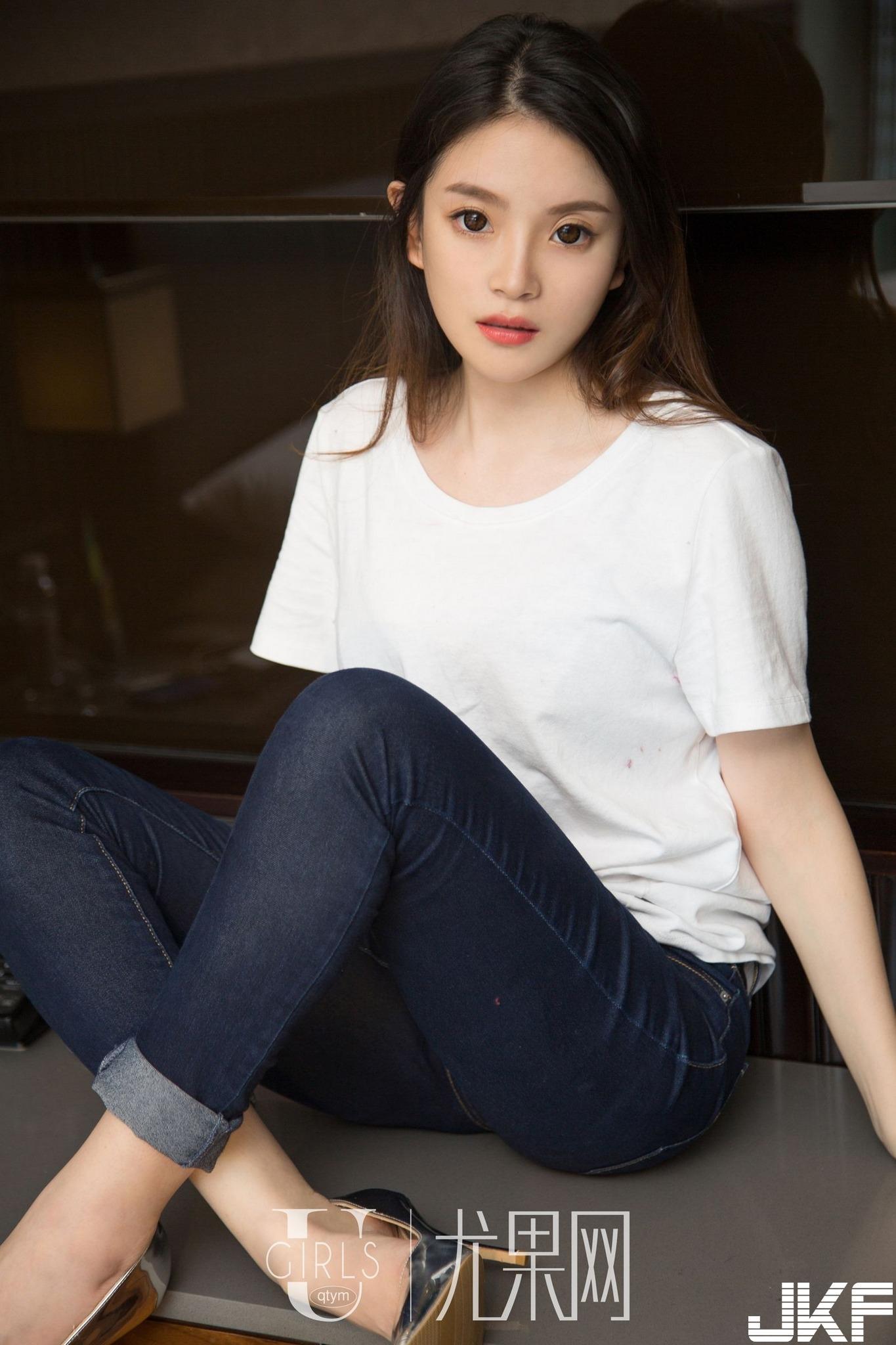 鲶鱼系少女Mina 灵气玲珑小巧清新性感(47)