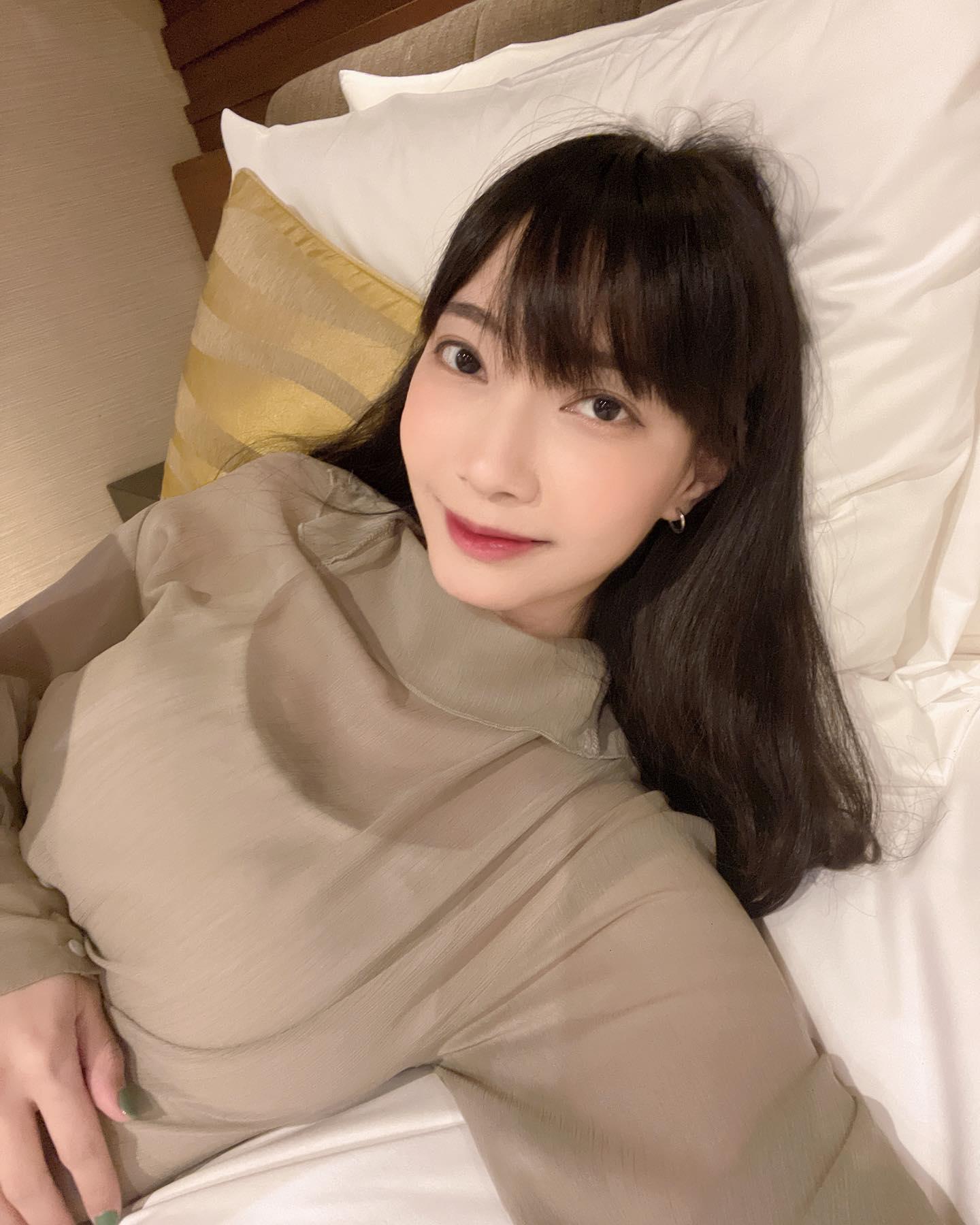 正妹实况主「Sandy Hsu」气质仙气满满 身材线条引人遐想(1)