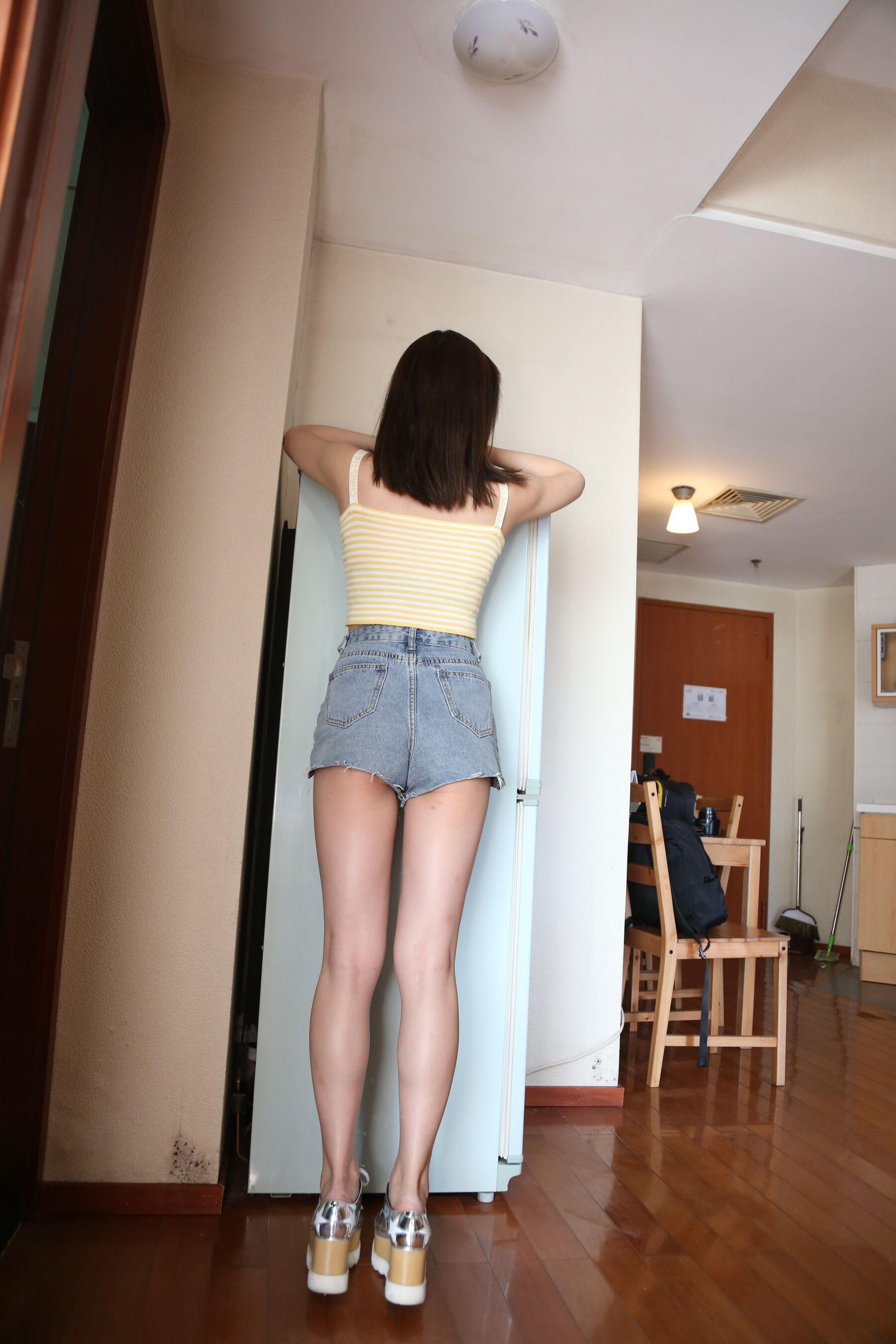 国模套图 国模马慧莹大尺度人体私拍套图(89)