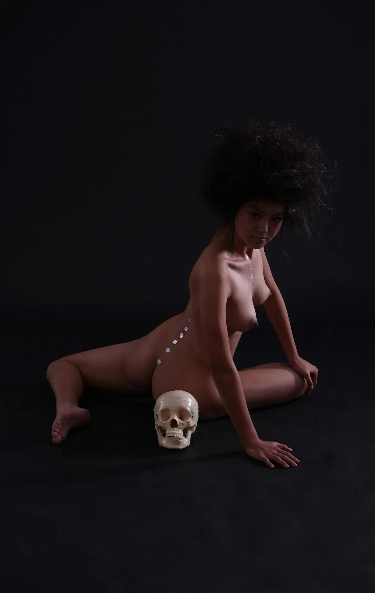 国模球球_清羽 大尺(一)100(96)