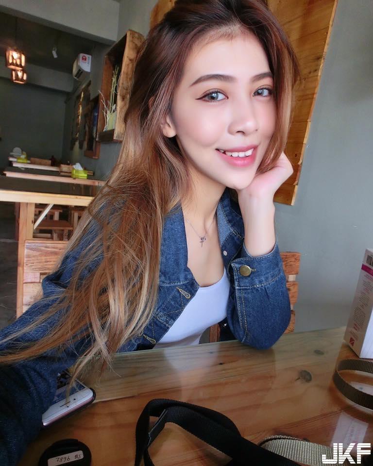 腿控快来！大马「健美正妹」紧致身材还有超长美腿！眼睛还疯狂放电！(10)