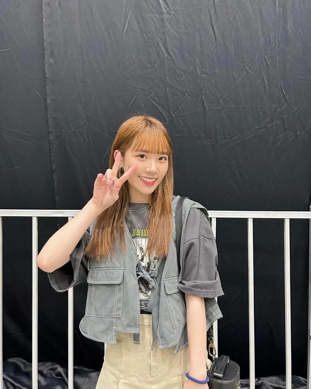 气质美女「邱品涵」超高颜值 笑起来让人瞬间恋爱