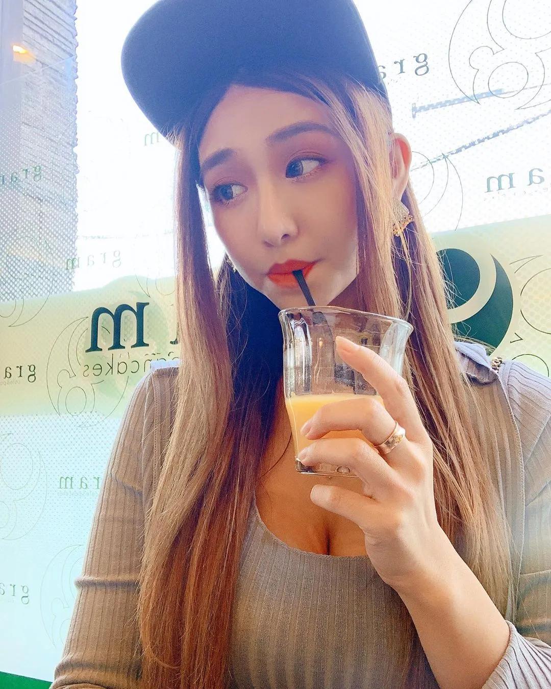 K咪老师上课啦！性感两性教师「Aqq Cami」爆乳开课教谈恋爱-小湿妹图