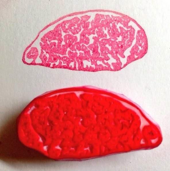 太逼真的「肉块印章」～小心被汪星人吃下肚呀-小湿妹图