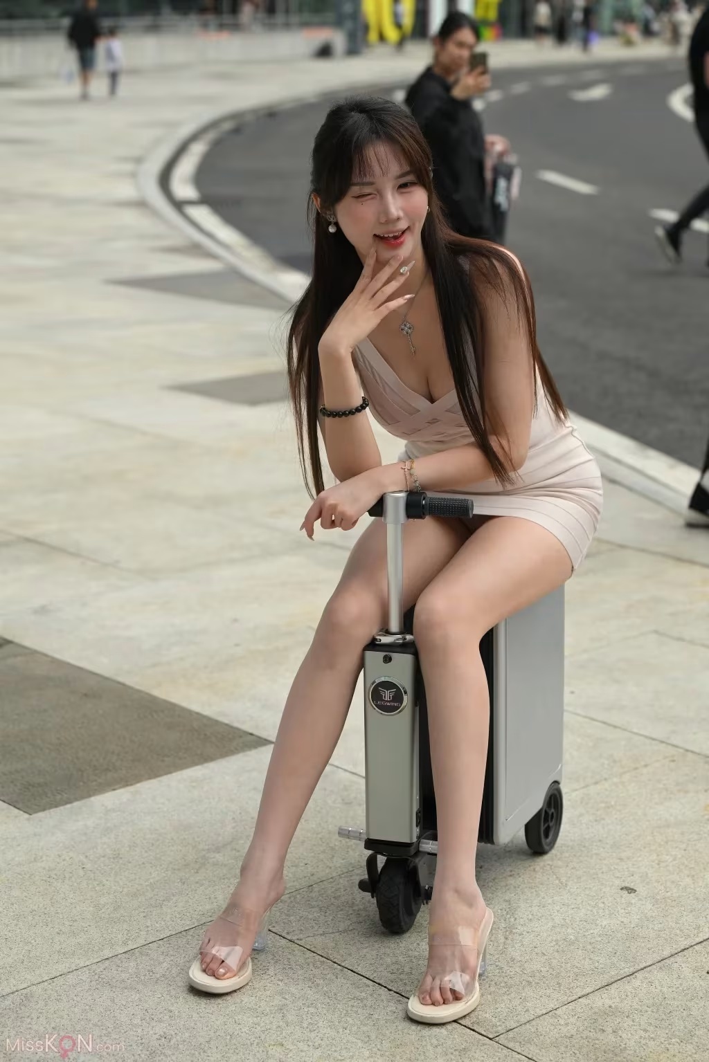 [精選街拍作品] No.4966 – 4980 (2272 photos) - ( Page 1 / 12 )(45)