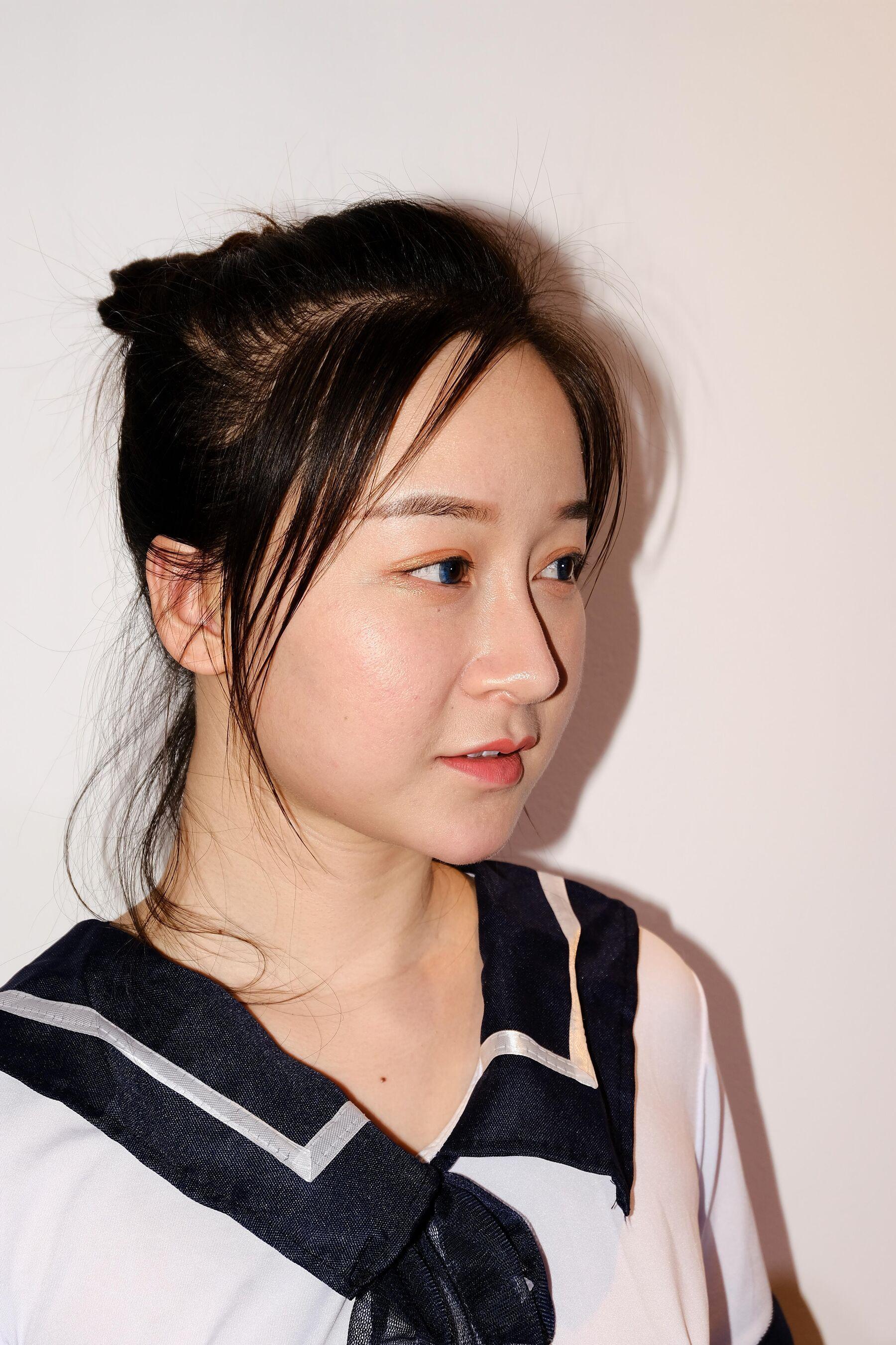 国模套图 国模秀微大尺度人体私拍套图(32)