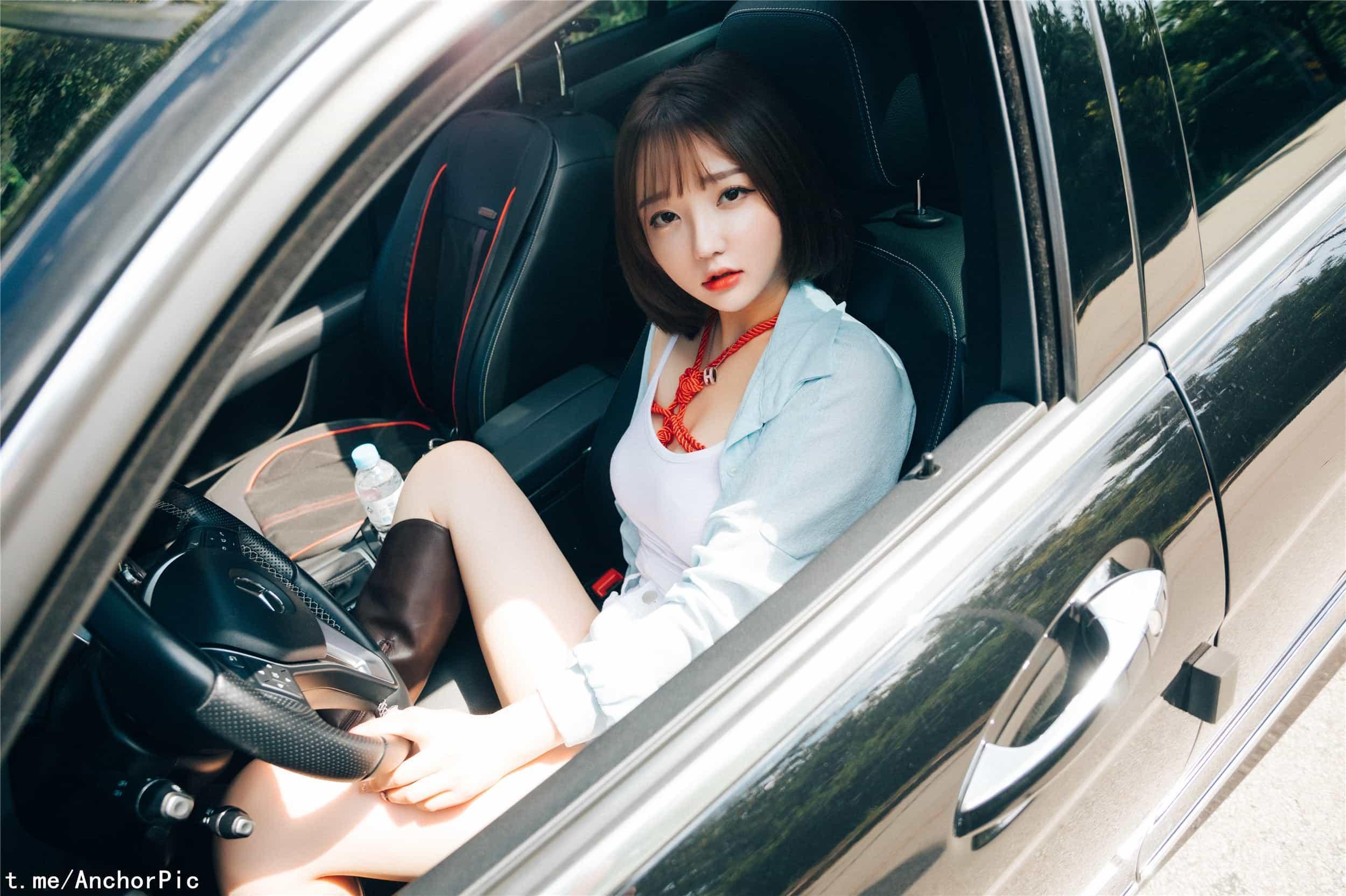 [Loozy] Son Ye-Eun (손예은)  SM CarXXX [118P](4)