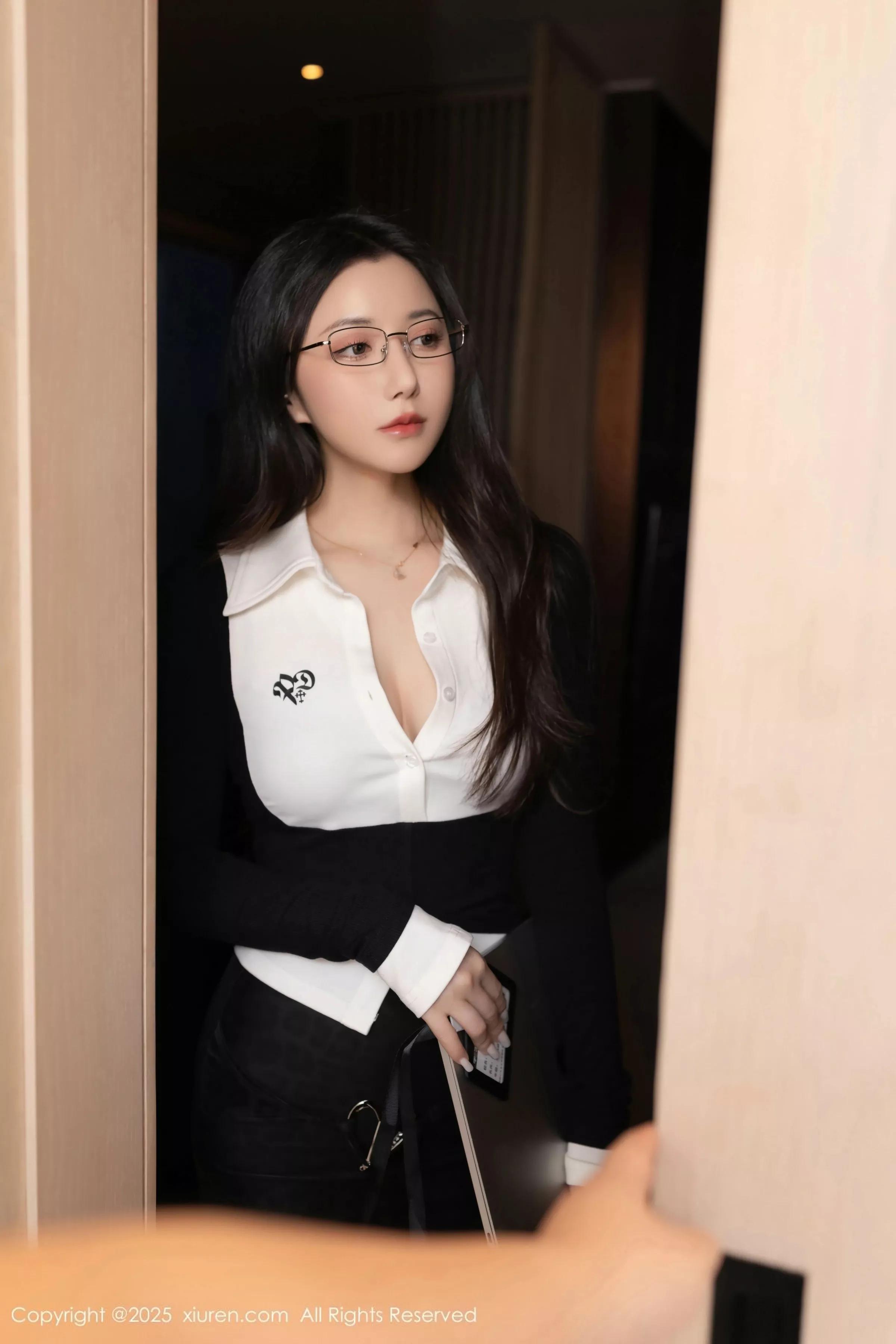 [XiuRen秀人网]第10353期鱼子酱写真(17)