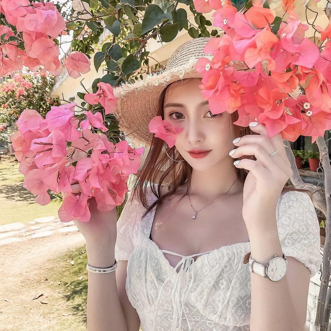 卢盈汝 窈窕美腿身材纤细 网看呆：真的是极品(4)