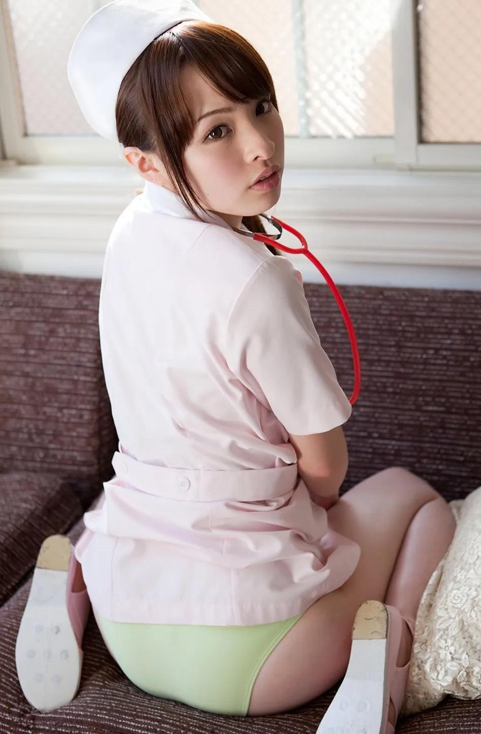 那里肿了吗?正妹护士帮你看看(Nagase Maho)!!(11)