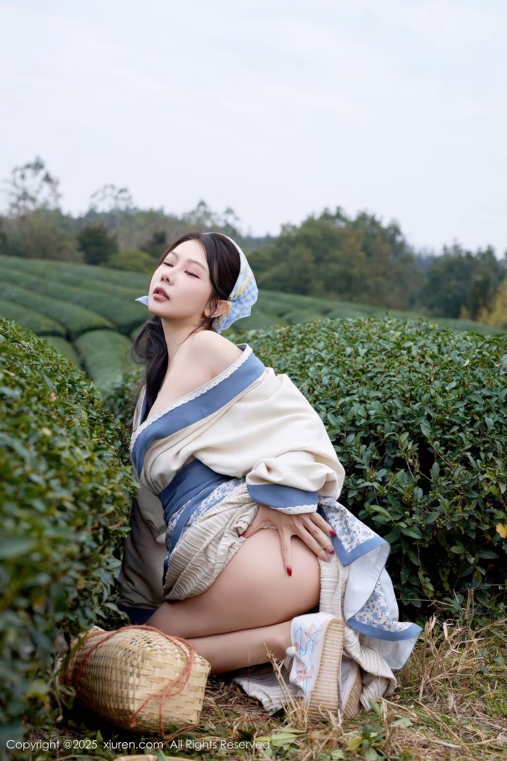 XIUREN No.11098： Yin Tian Tian (尹甜甜sunny) (62 photos) - ( Page 1 / 4 )(24)