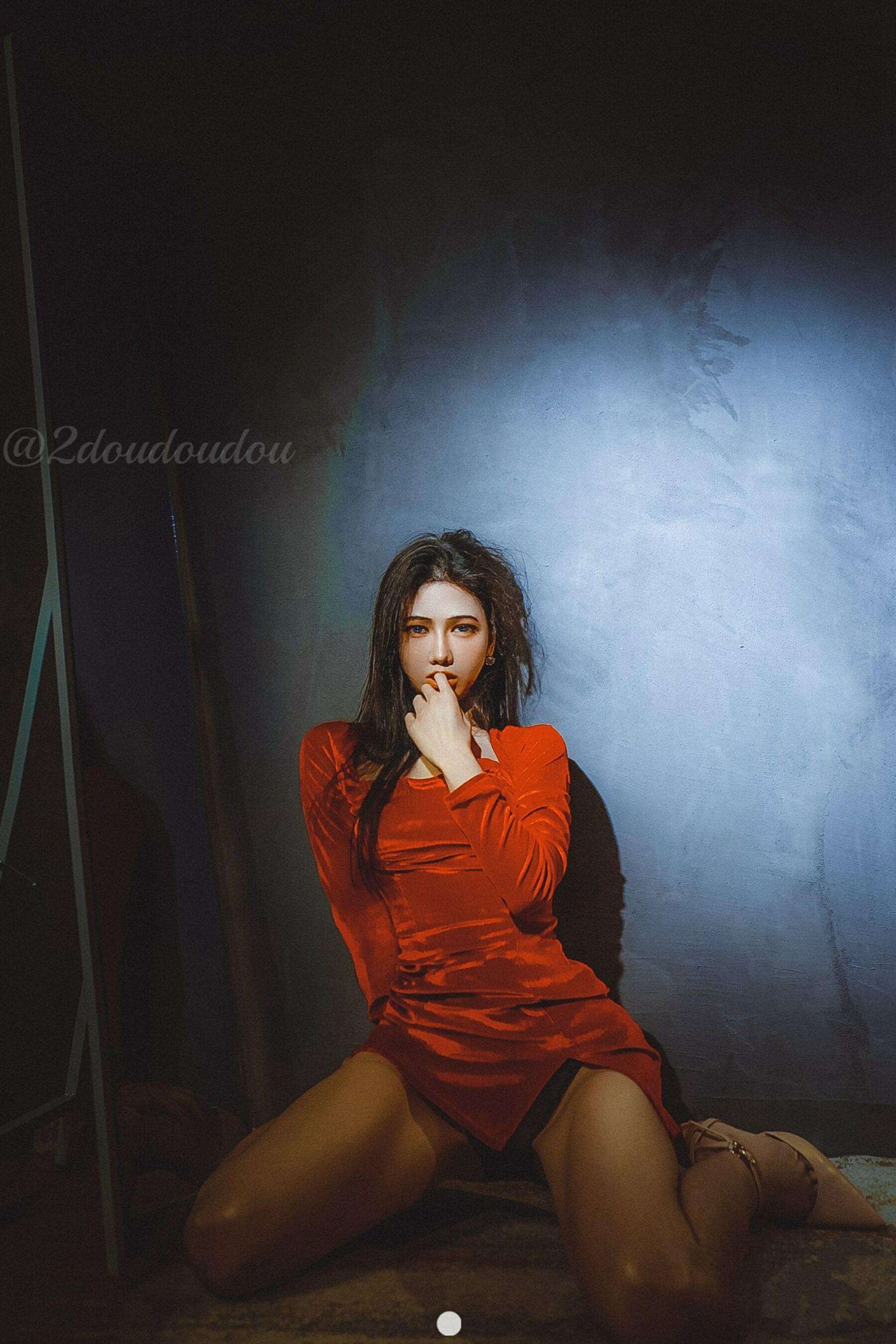 大尺度私拍精选_永远的baby (心已抖_02/03)(69)