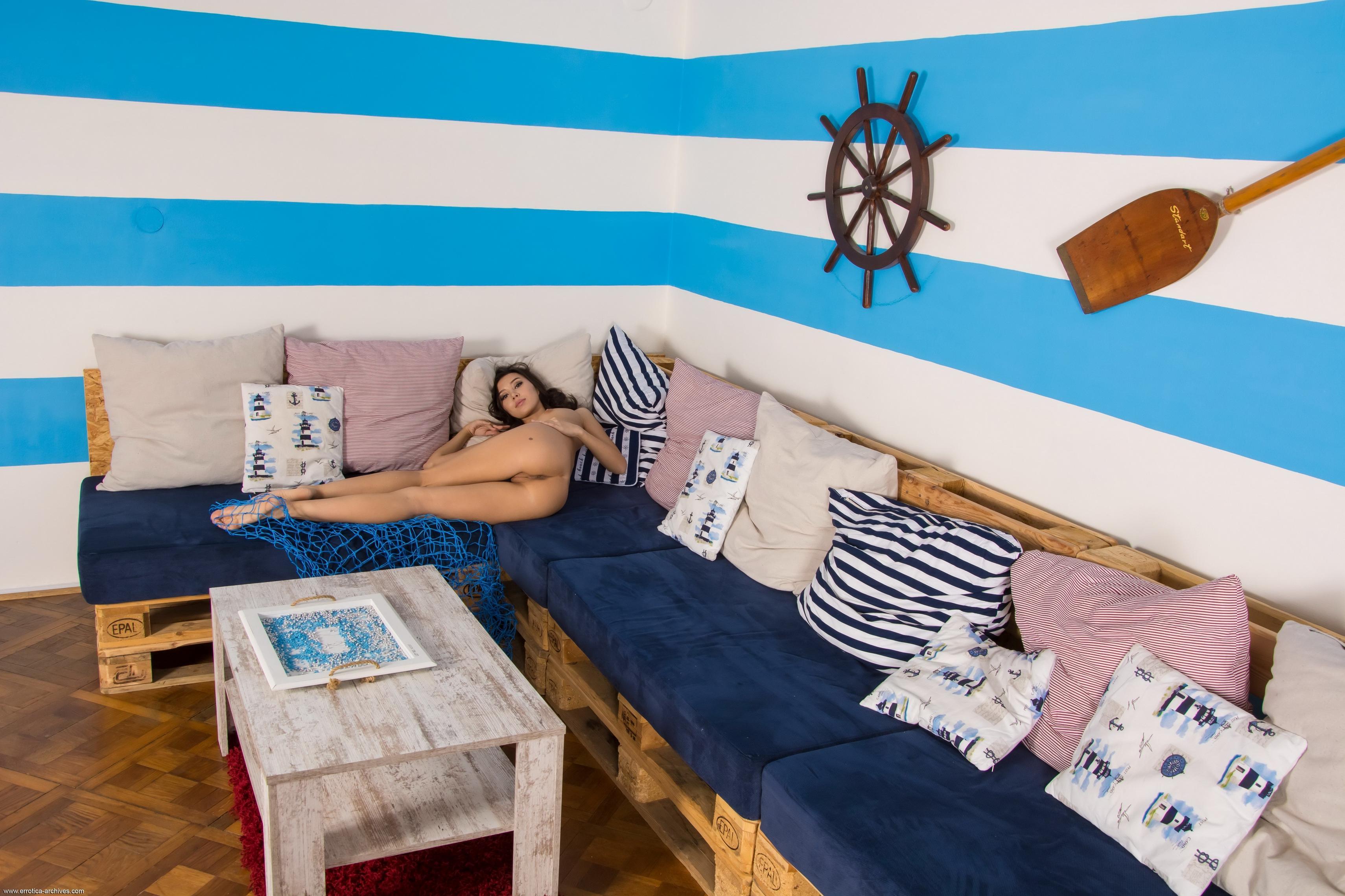 【网路偶遇】嫩模 Sakura 别野私拍 (一)(55)