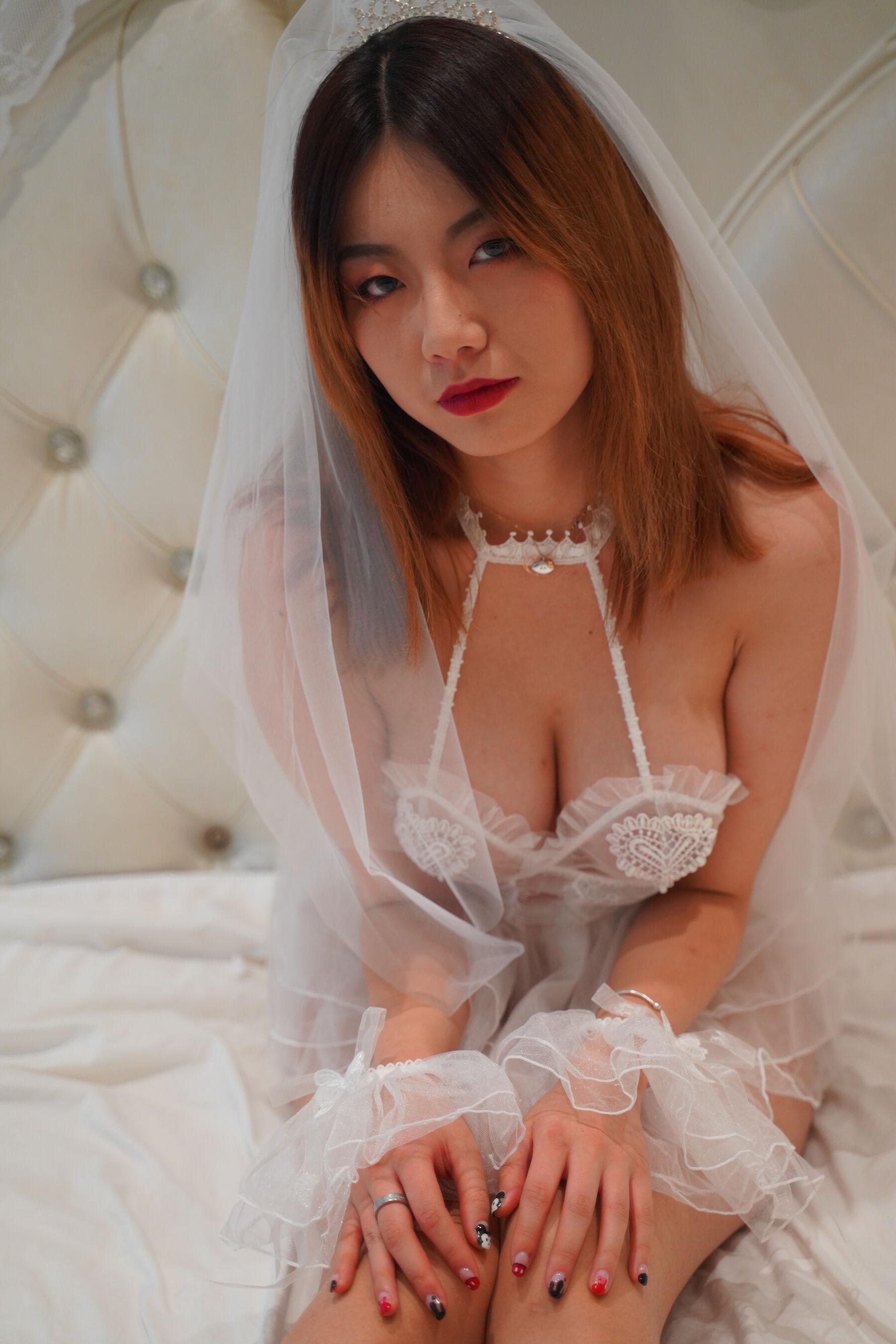 国模套图 国模图图大尺度人体私拍套图(179)