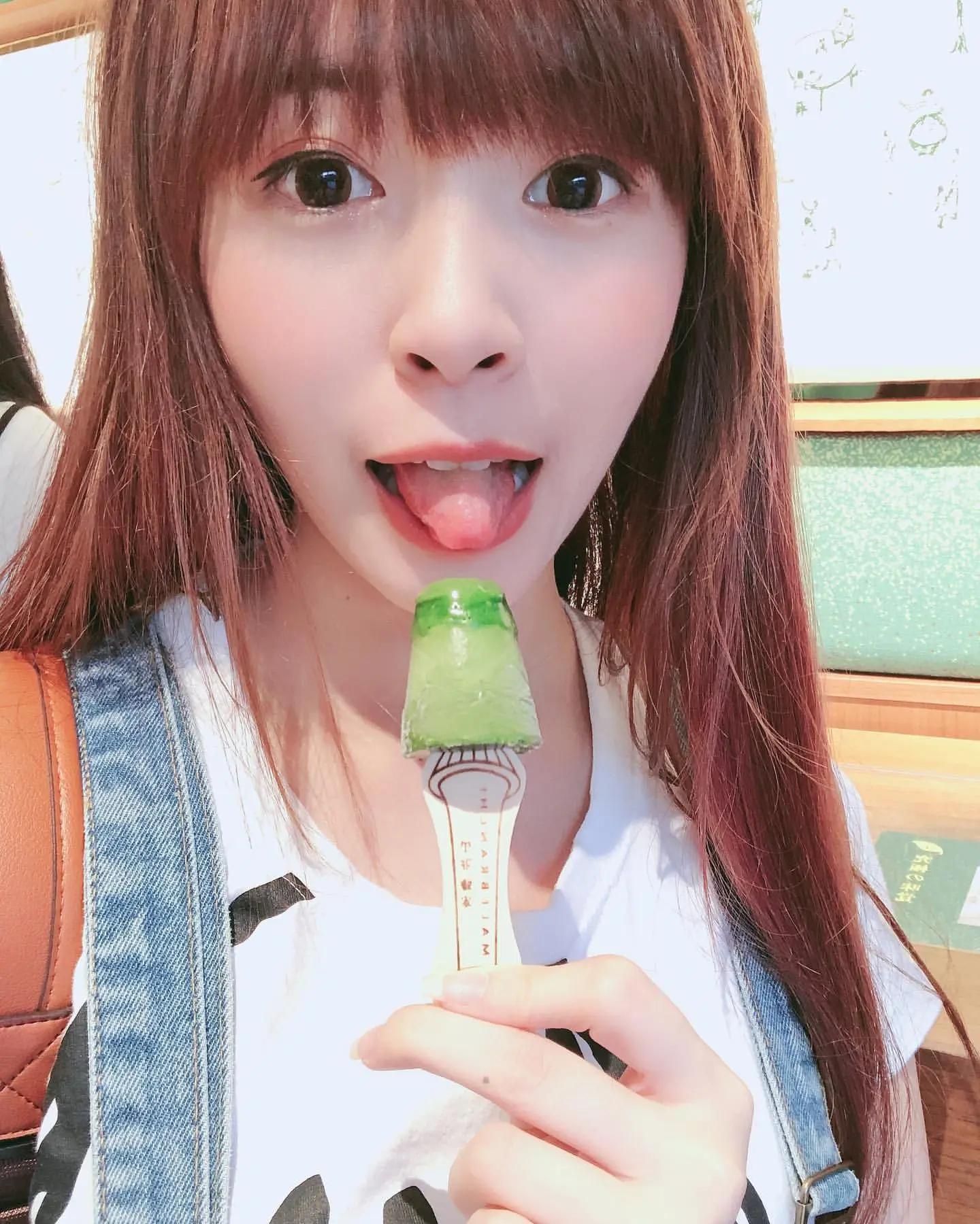 仙气直播主林心颖媚眼一眨 甚么魂都被勾走了(14)