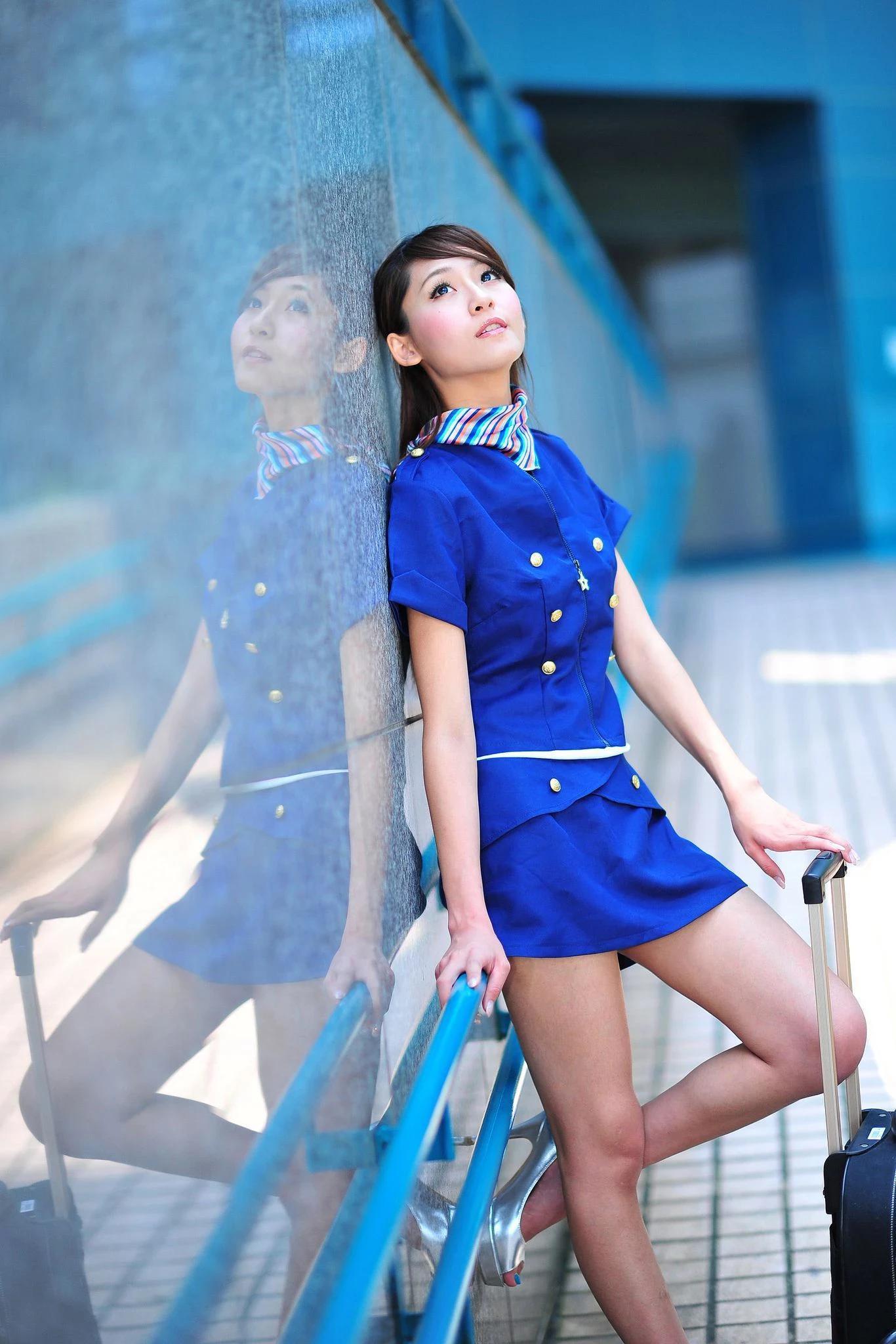[Beautyleg番外篇] Winnie小雪-校园制服短裙写真(33)