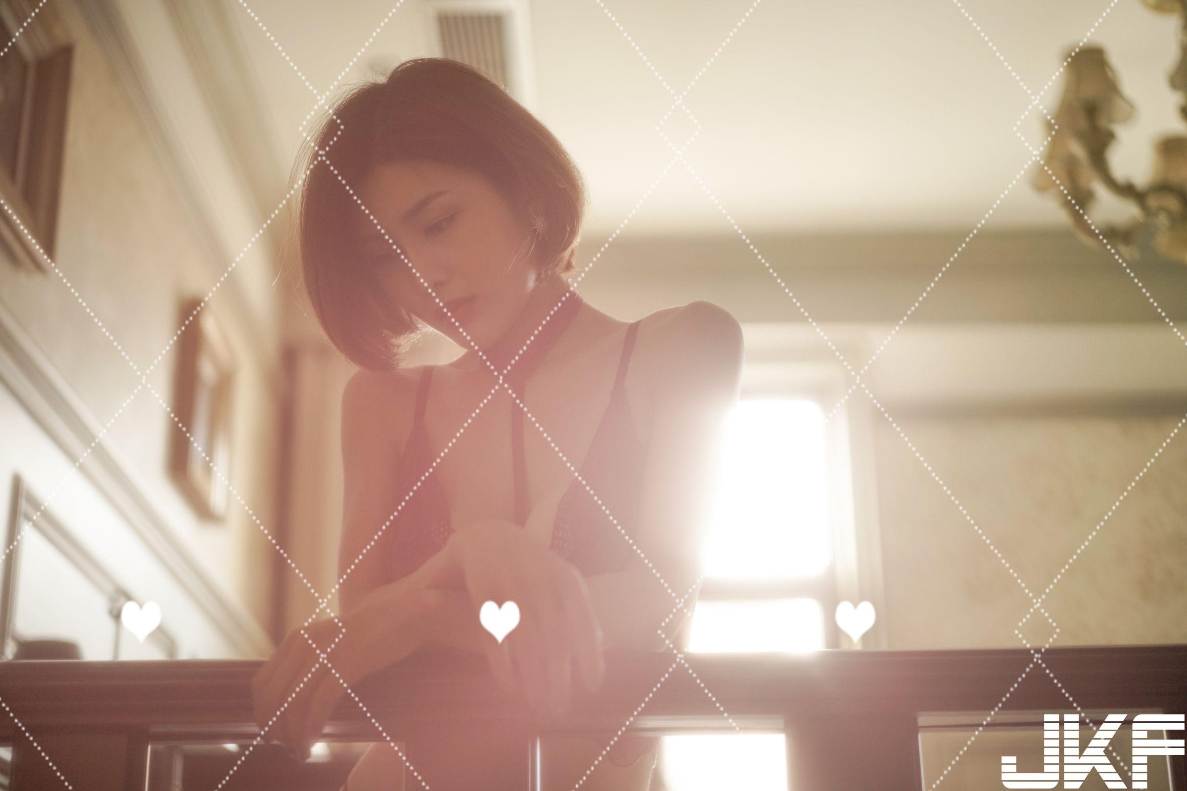 ●闫盼盼私房系列16– 玫瑰色内衣(14)