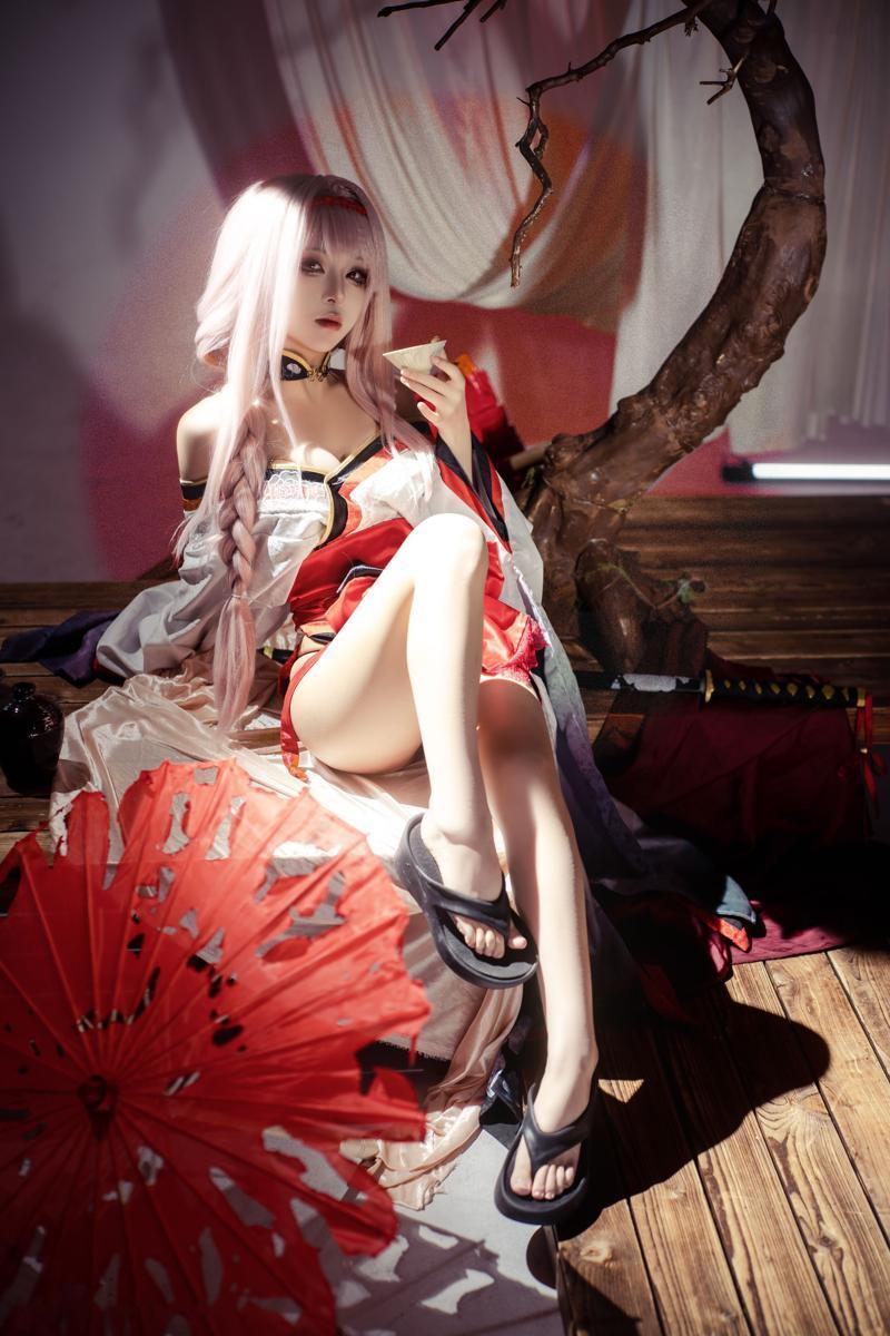 [Cosplay] 矢量鱼 Nikke胜利女神 暗莲(10)