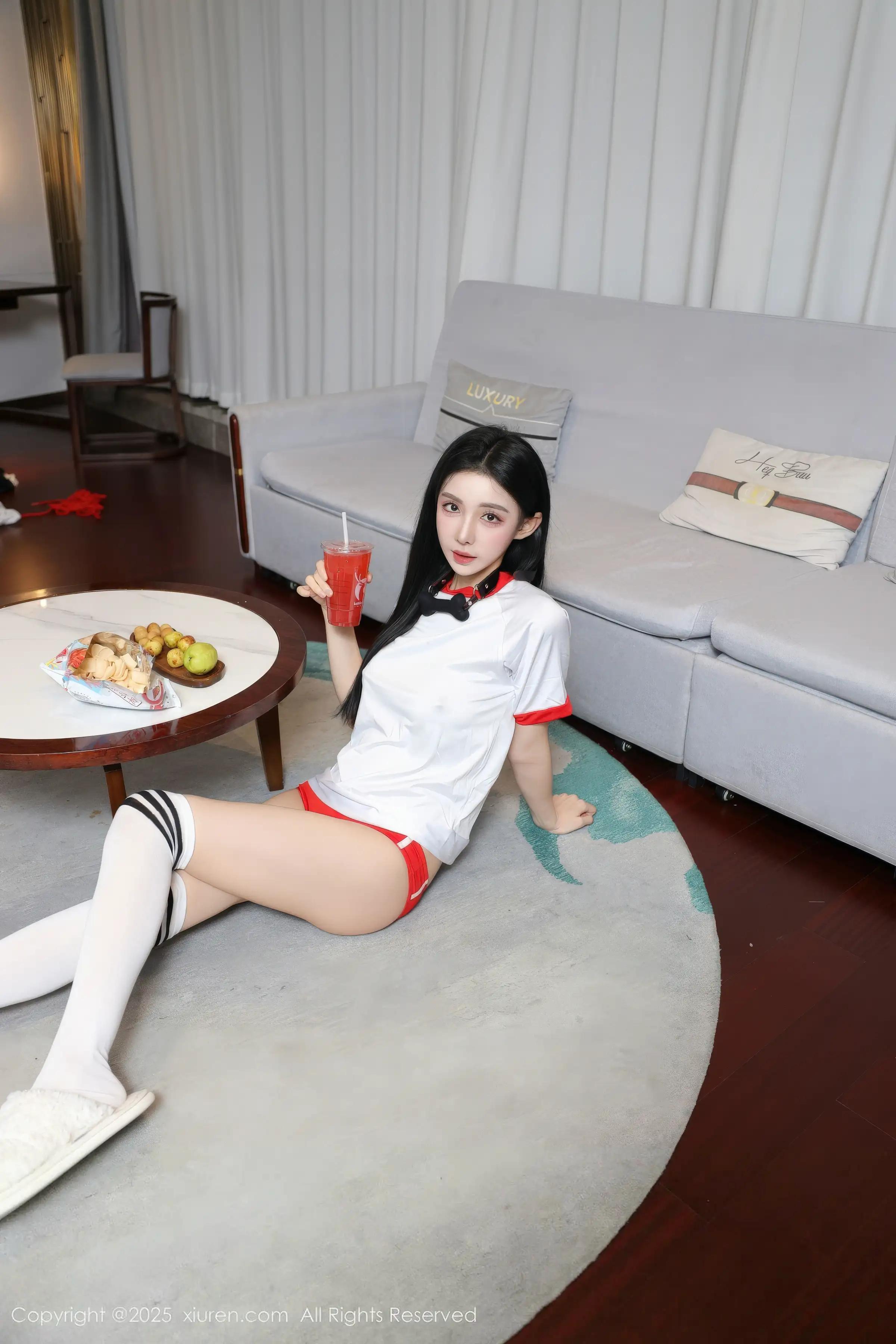 [XiuRen秀人网]第11110期许微微写真(15)