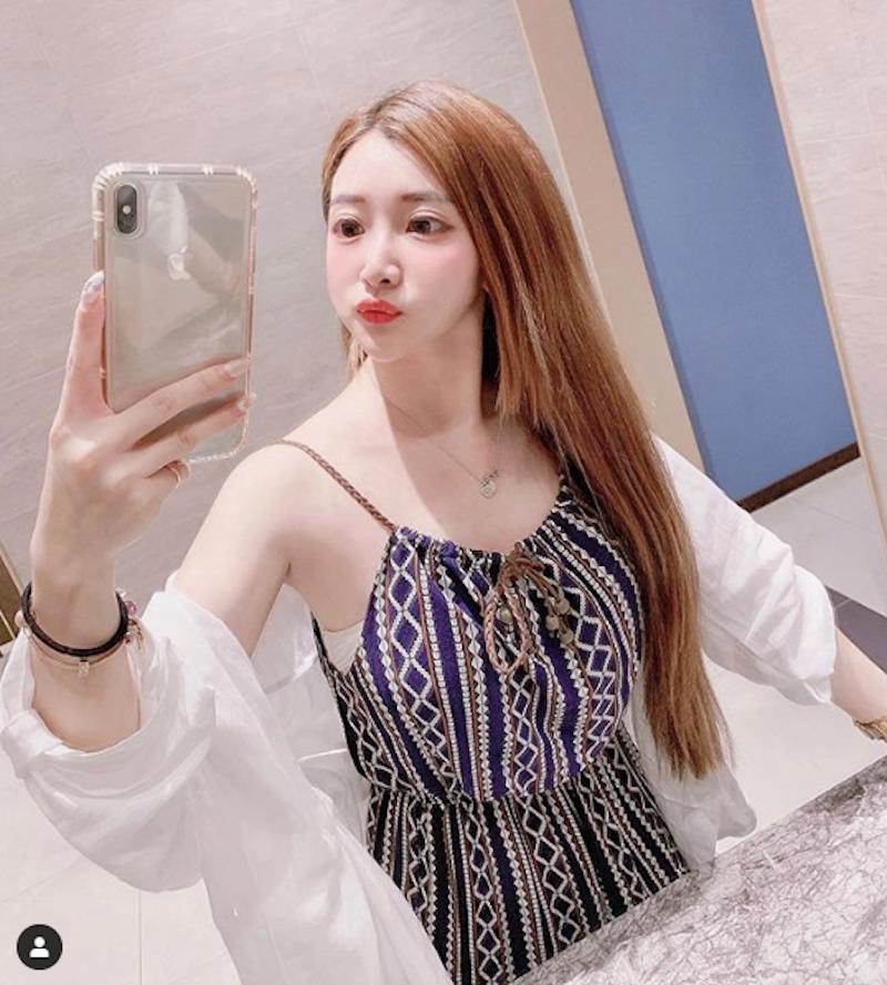 甜美大学英语讲师「Rebeca小花」，神级脸蛋魔鬼身材，出席率一定超爆满！-小湿妹图(9)