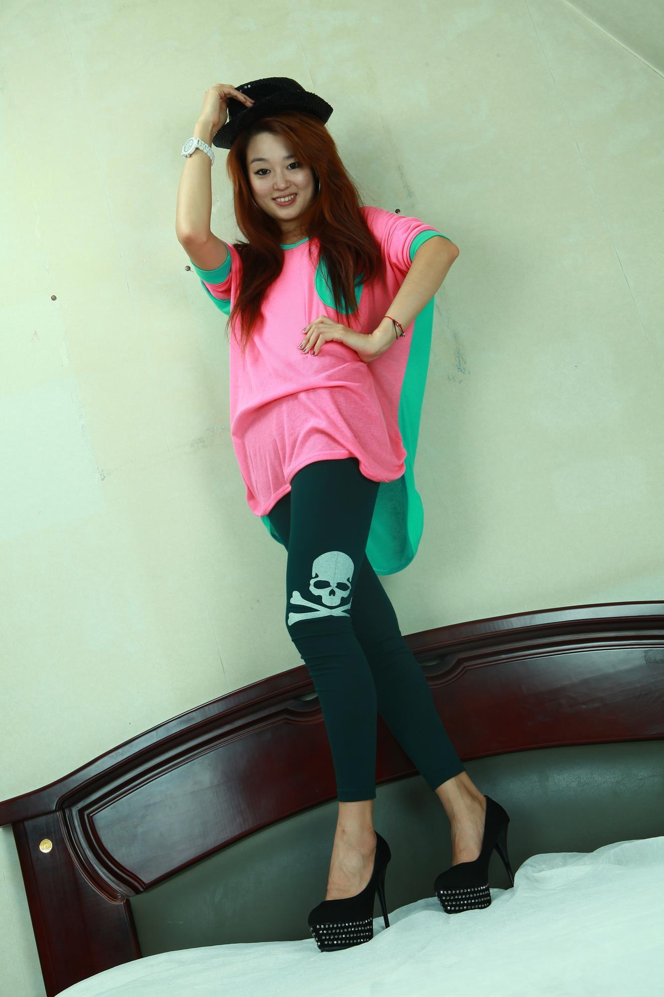 国模欣欣 大尺(一 )100(34)