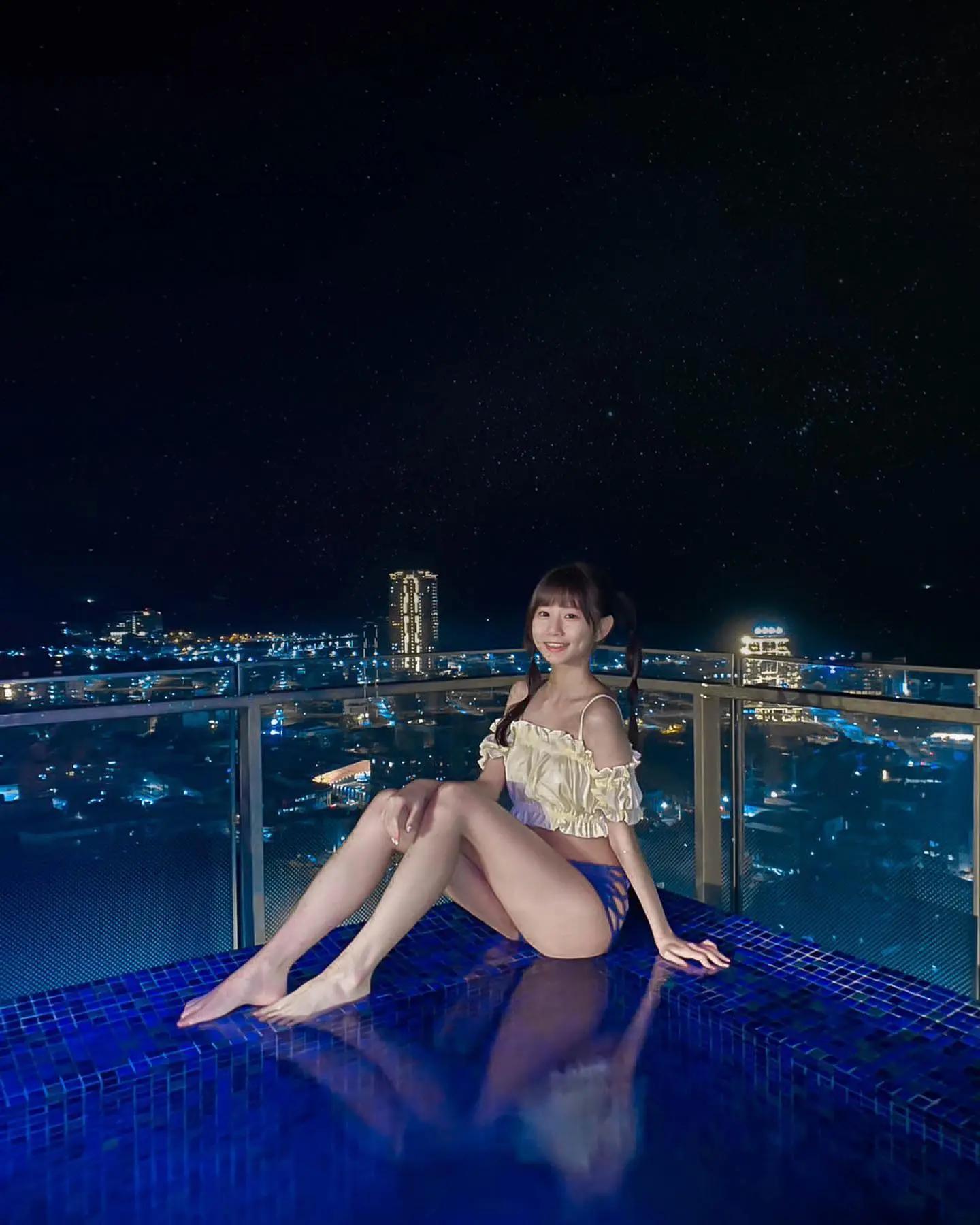 绝顶Body大放送「Dolly朵莉」相当的上镜迷人(3)