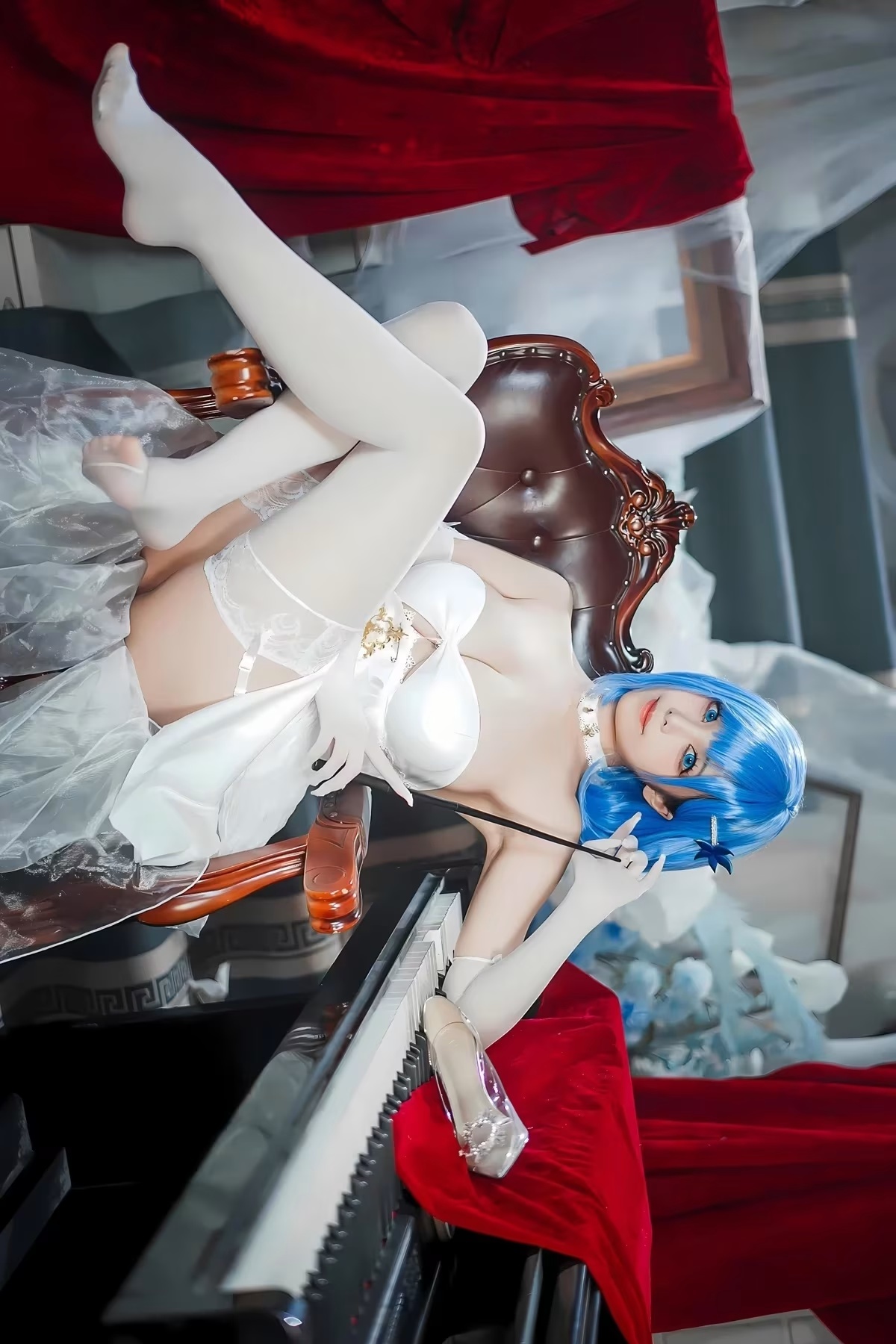 Cosplay 蜜汁貓裘Mizhimaoqiu – 碧藍航線 恰巴耶夫白騎兵 Set.01(10)