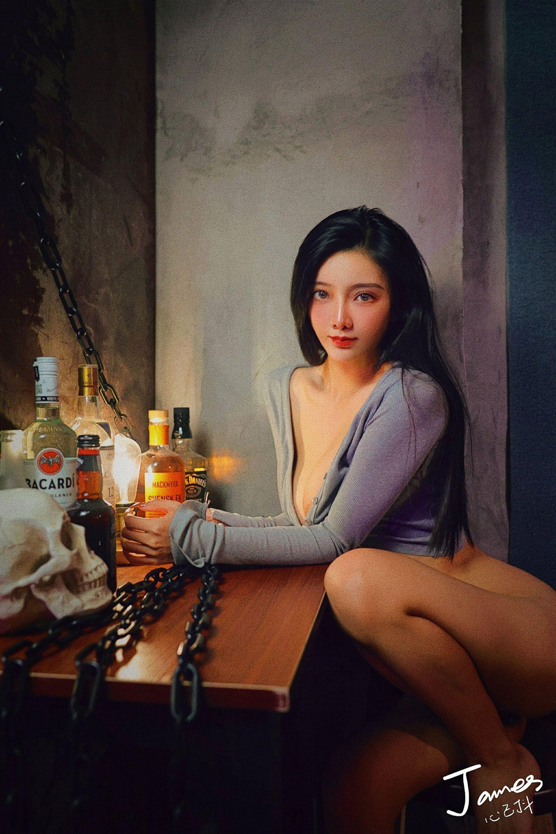 大尺度私拍精选_永远的baby (心已抖_03/03)(89)